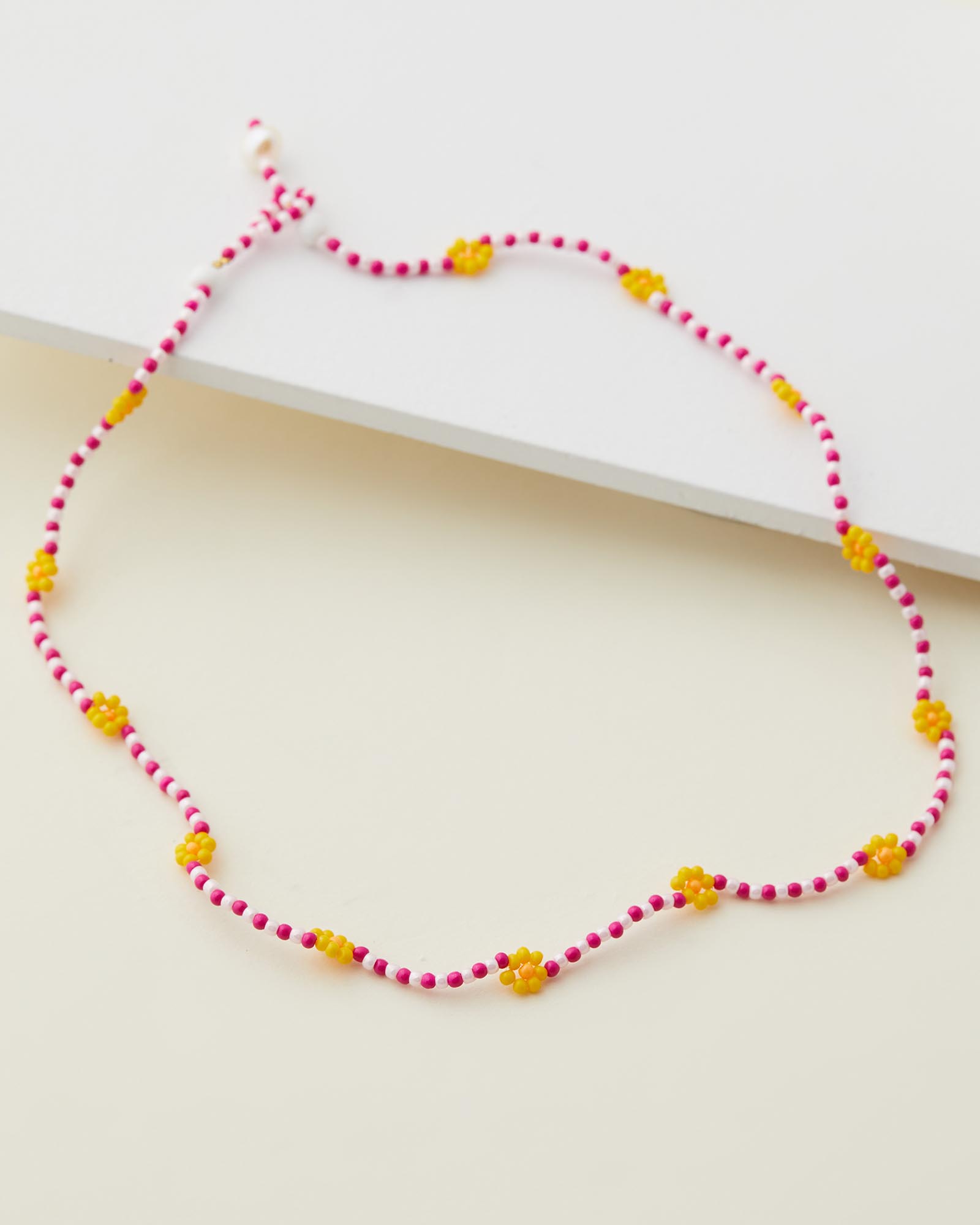 Pink Daisy Chain Choker