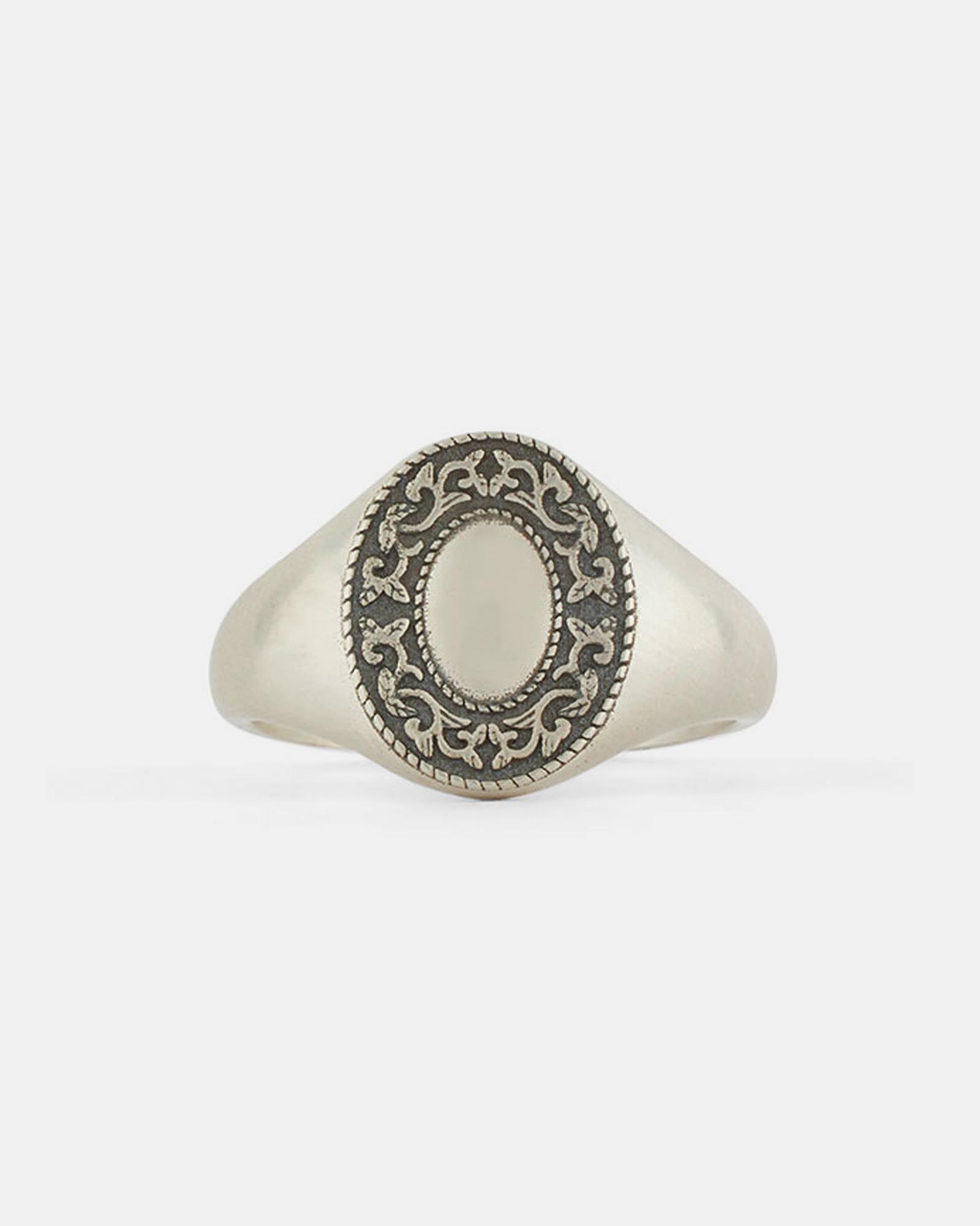 Saloon Ring