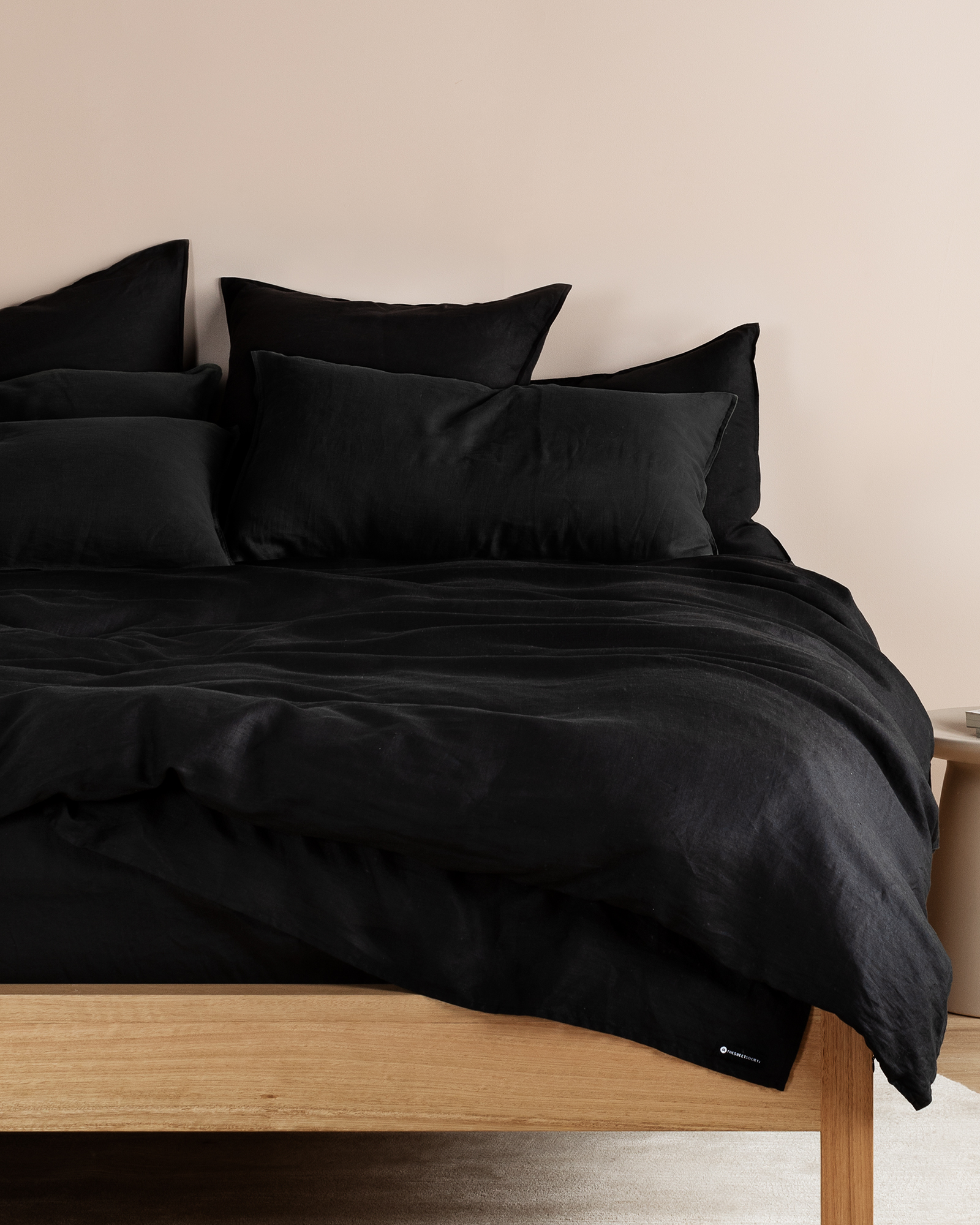 Eve Linen Quilt Cover Set