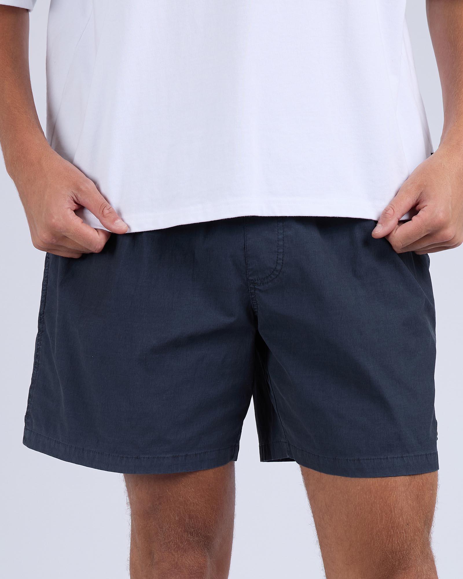 Tres Short