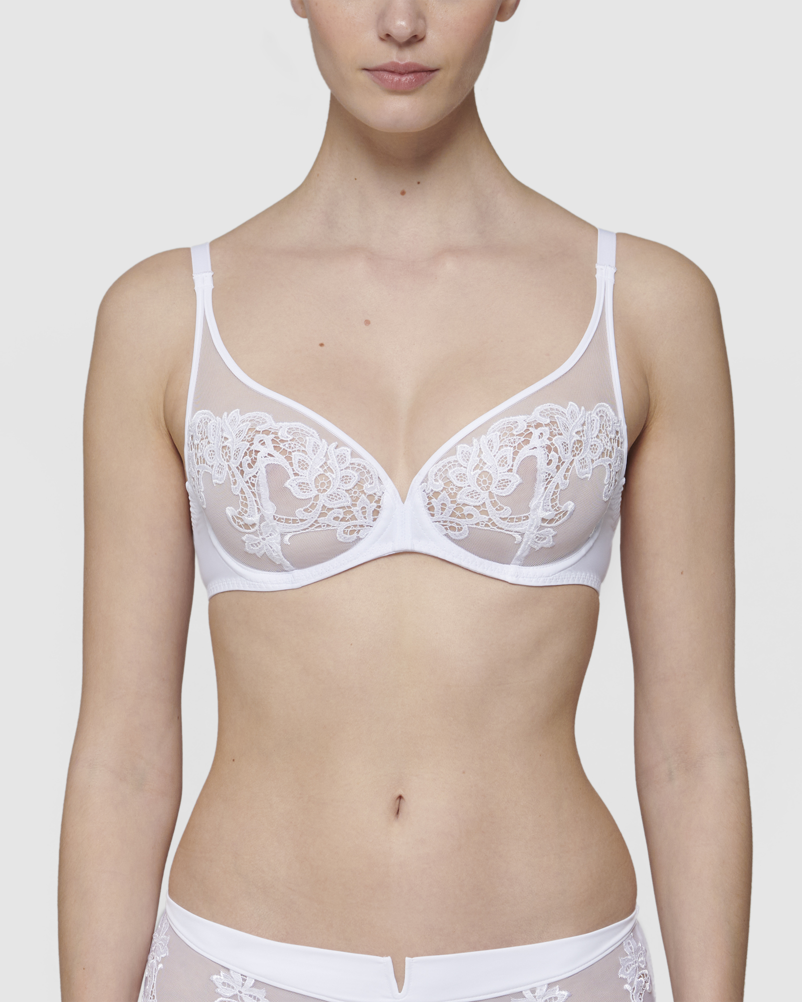 Saga Full Cup Plunge Bra