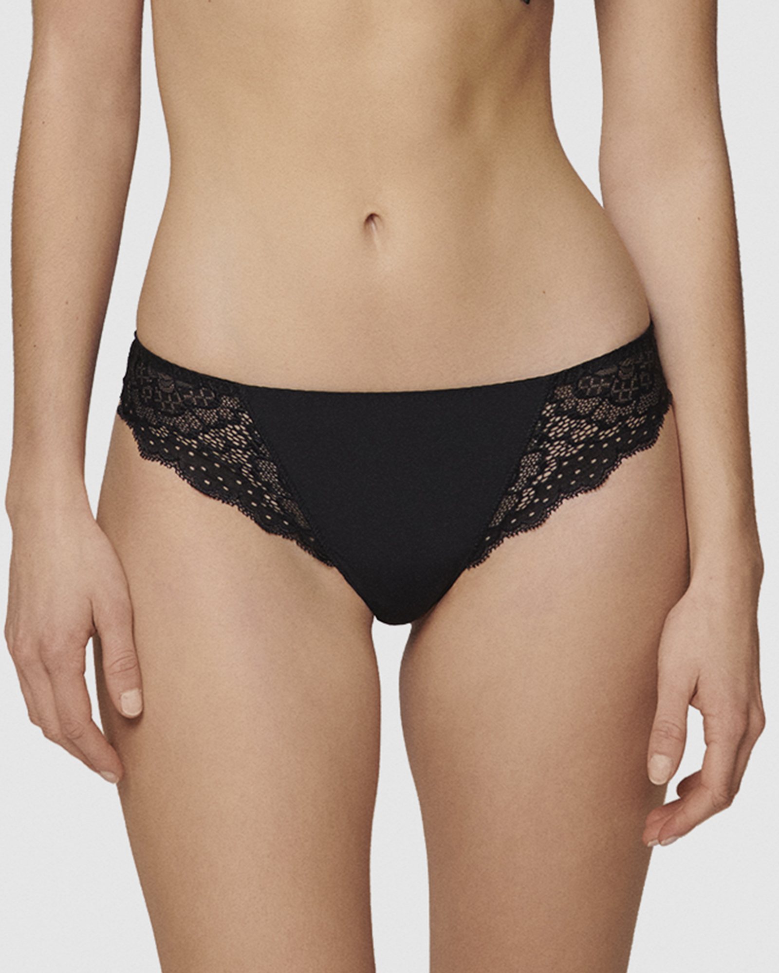 Caresse Tanga