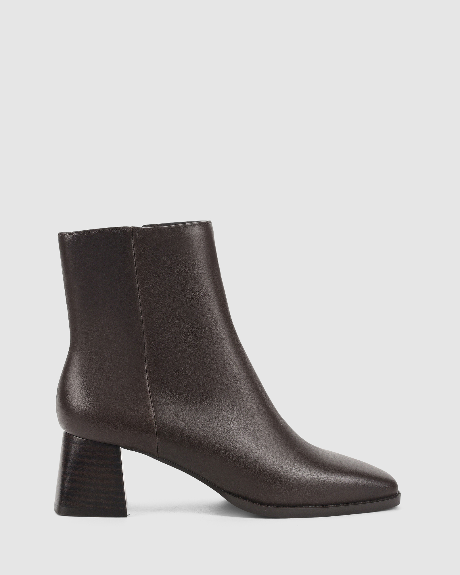 Nova Ankle Boots