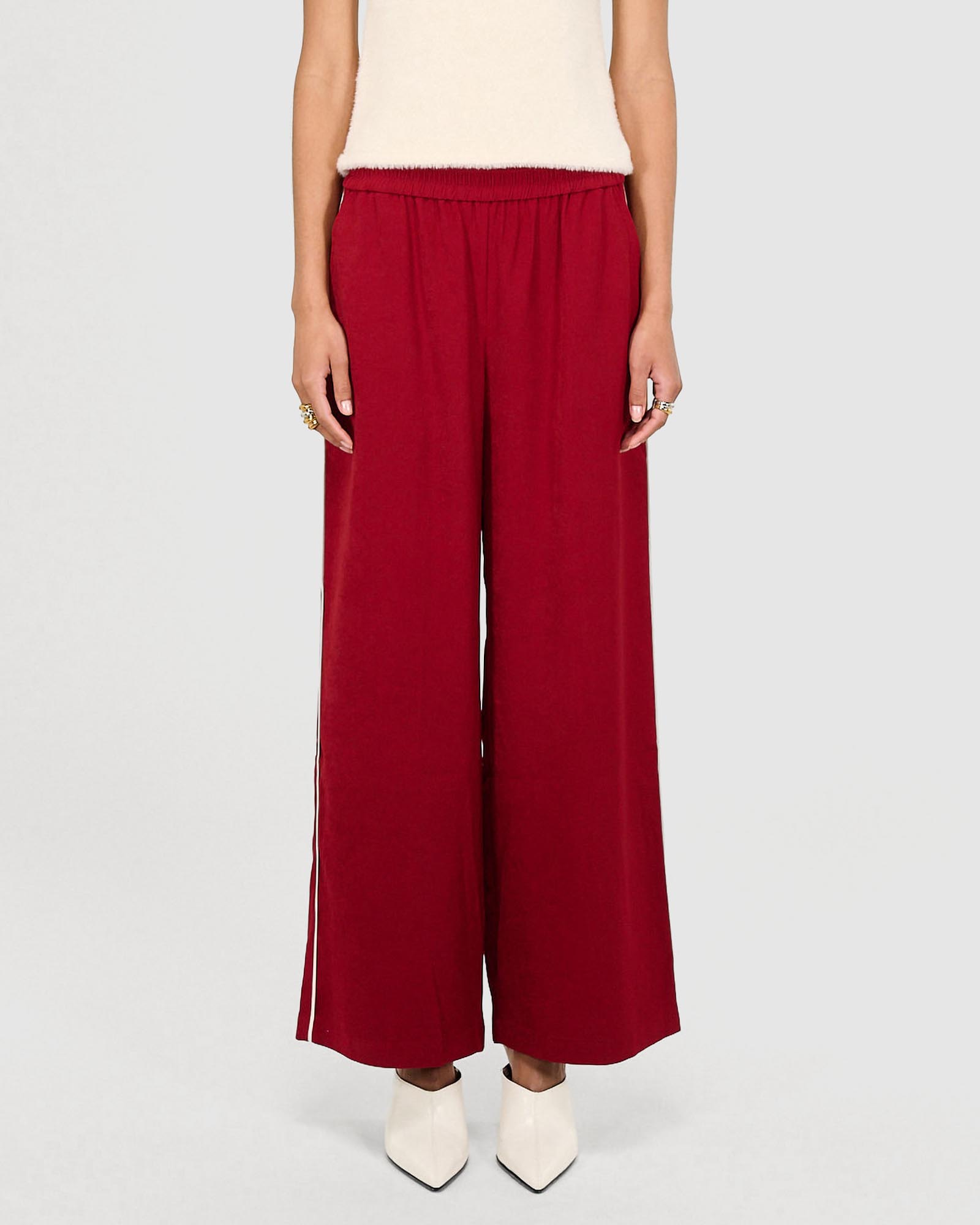 Echo Mid Rise Relaxed Pants