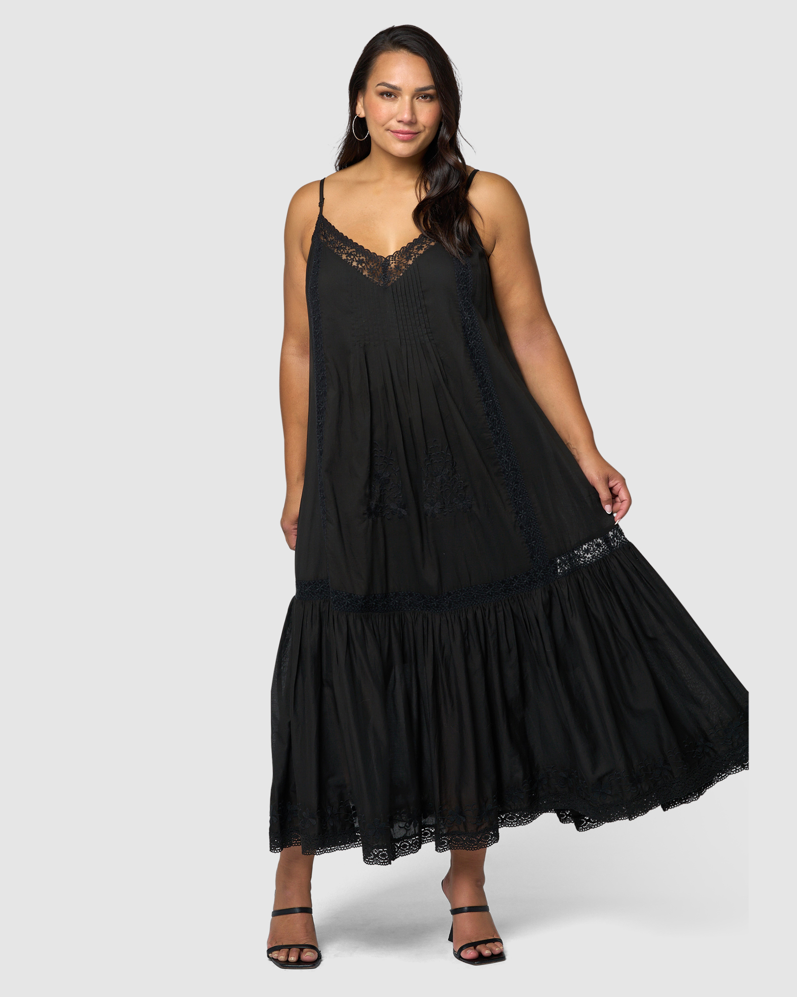 Elizabeth Embroidered Maxi Dress