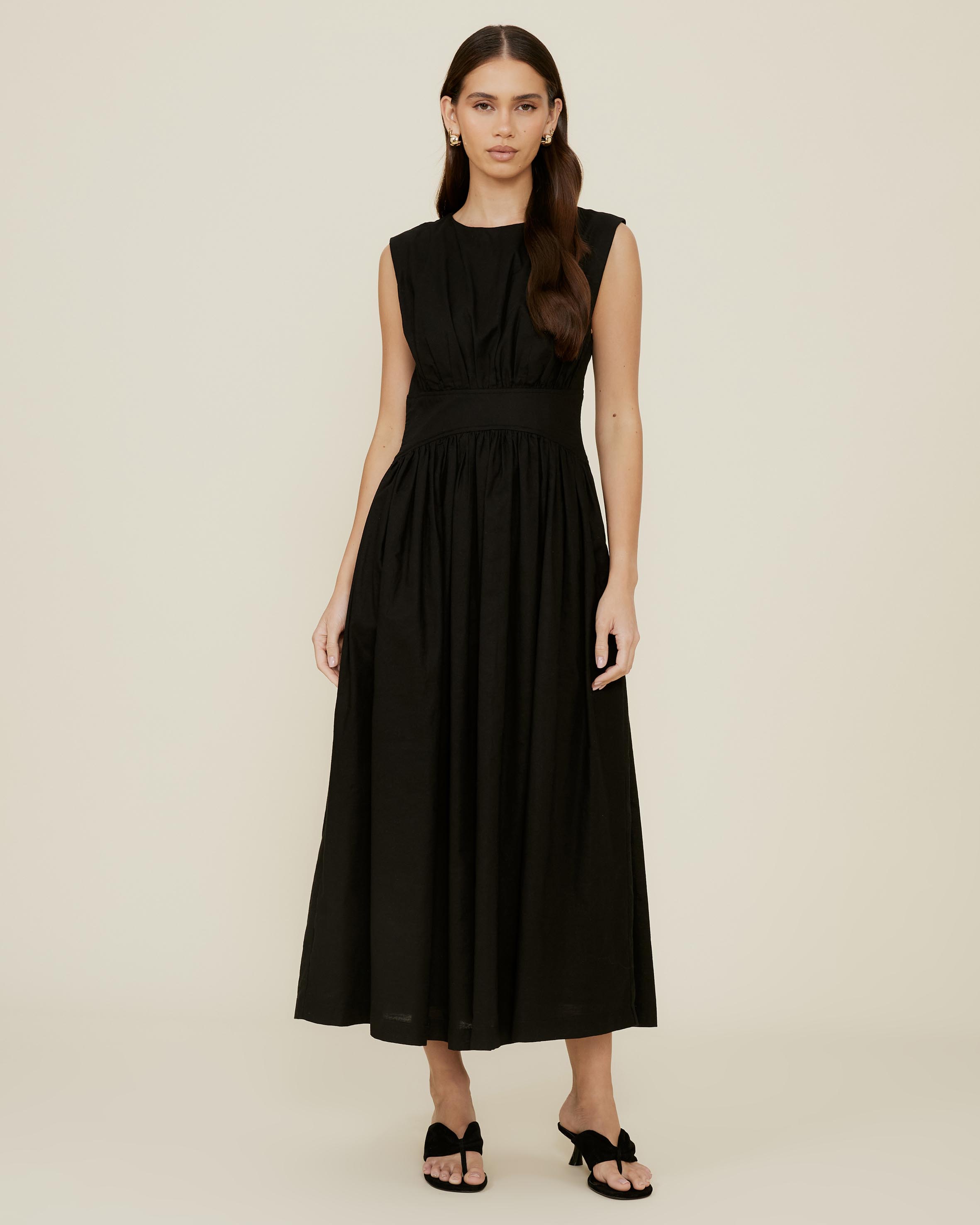 Gallery Sleeveless Waisted Midi Dress