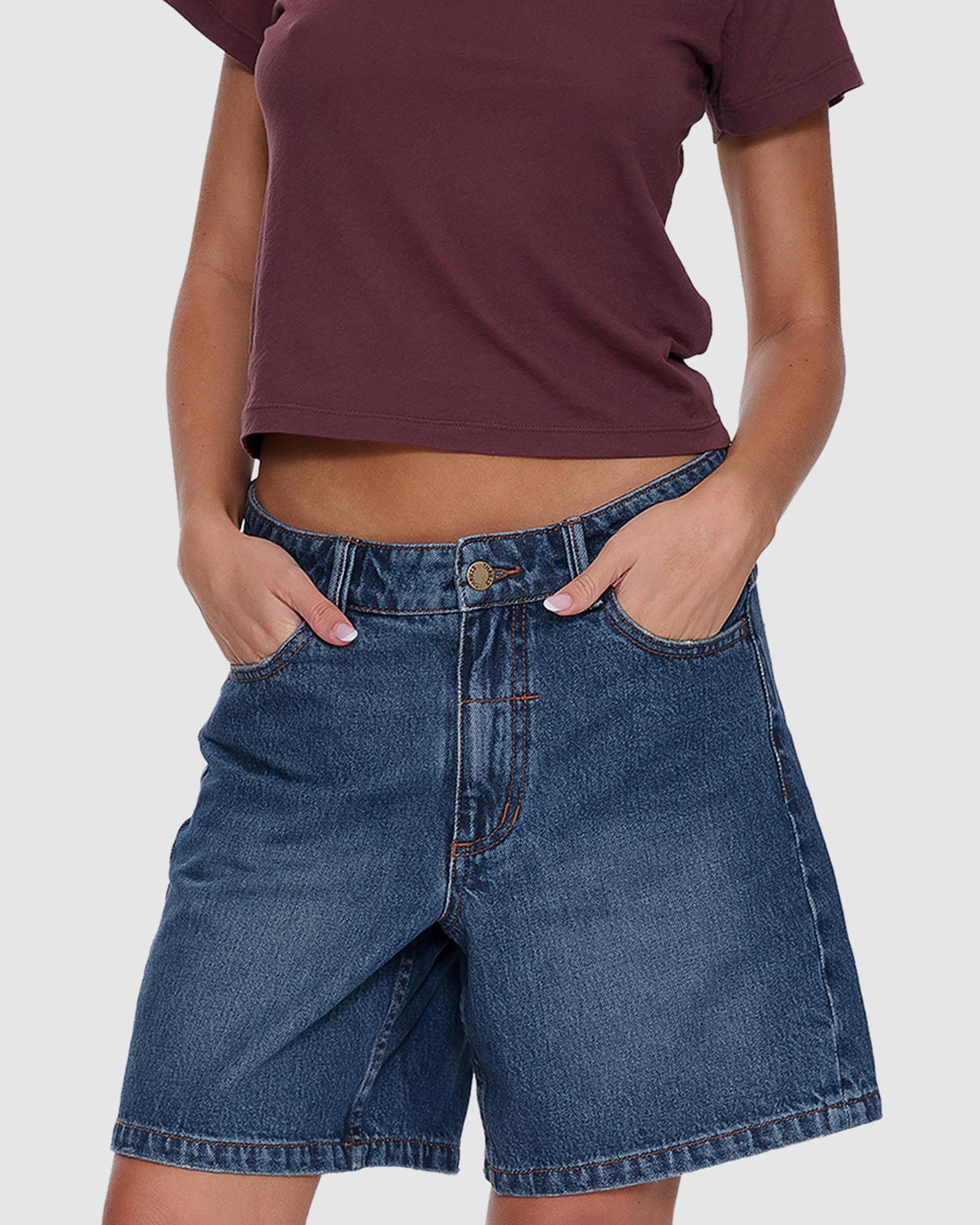 Billie Low Rise Baggy Embro Shorts