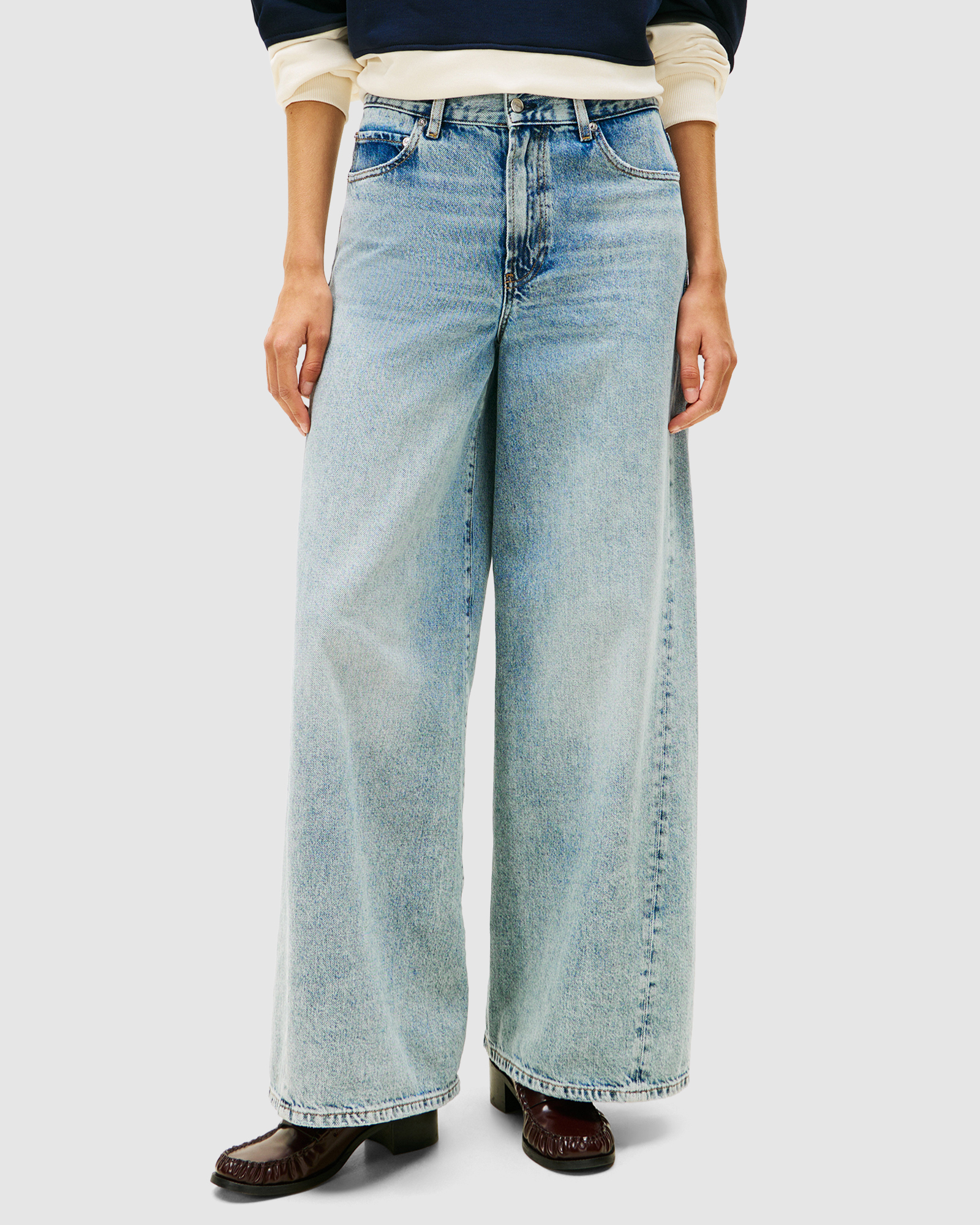 Twist '70s High Rise Wide Leg Jeans
