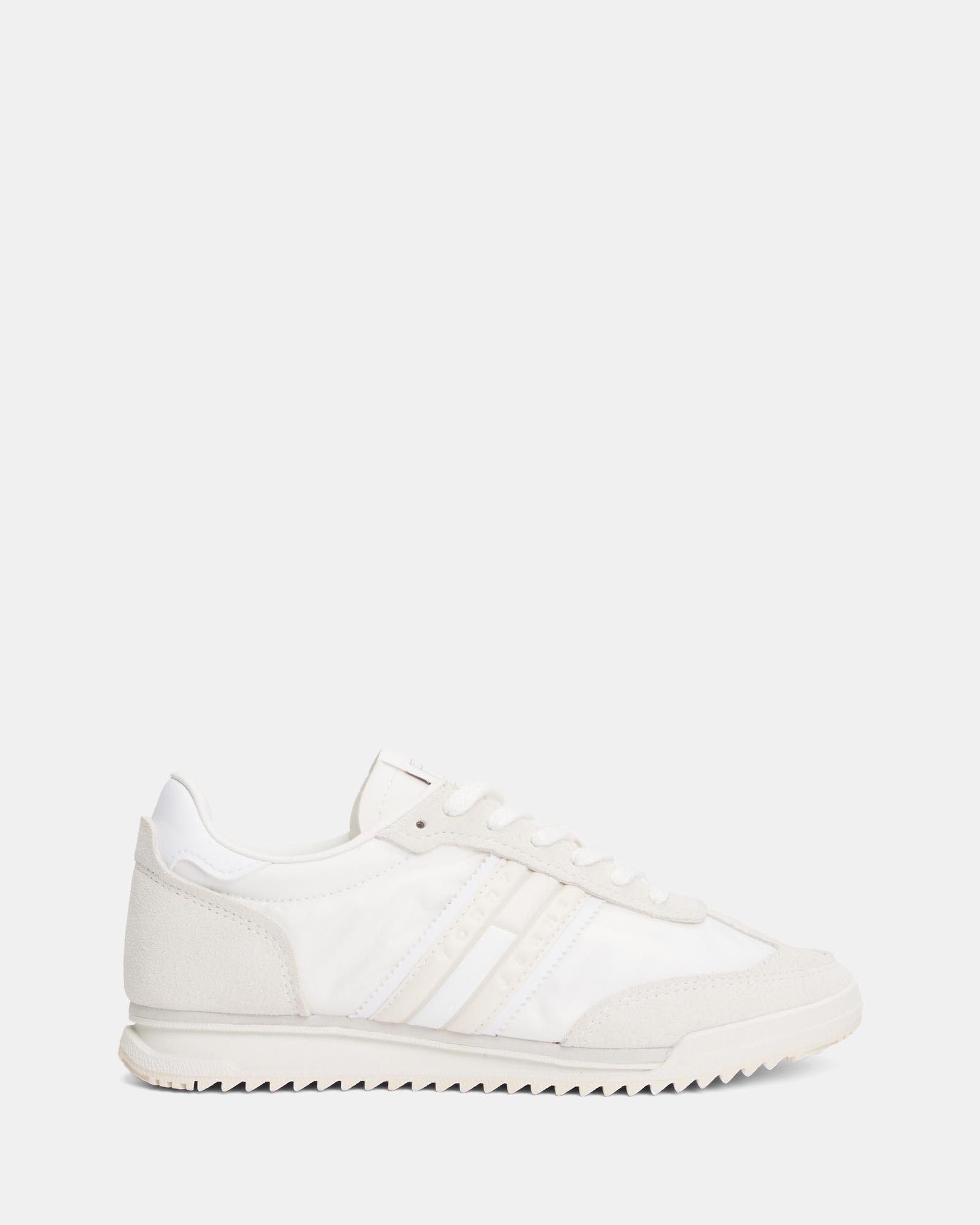 Retro Cleated Runners - Women's