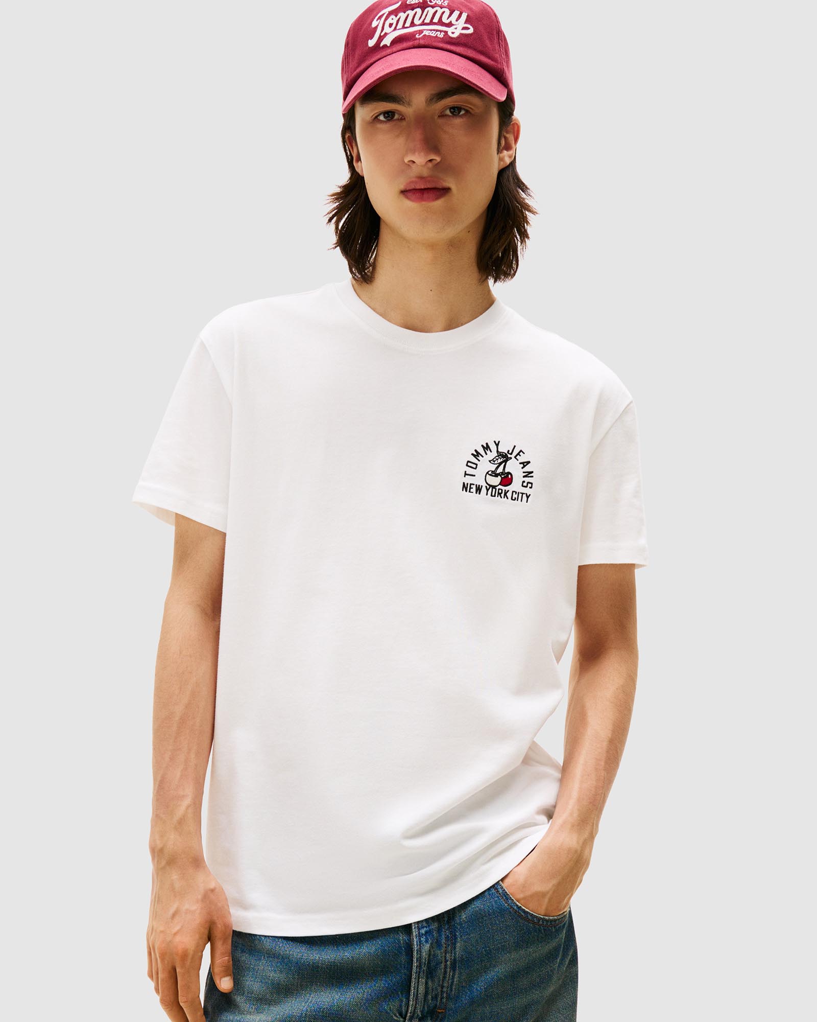 Regular Small Motif Tee - ICONIC EXCLUSIVE