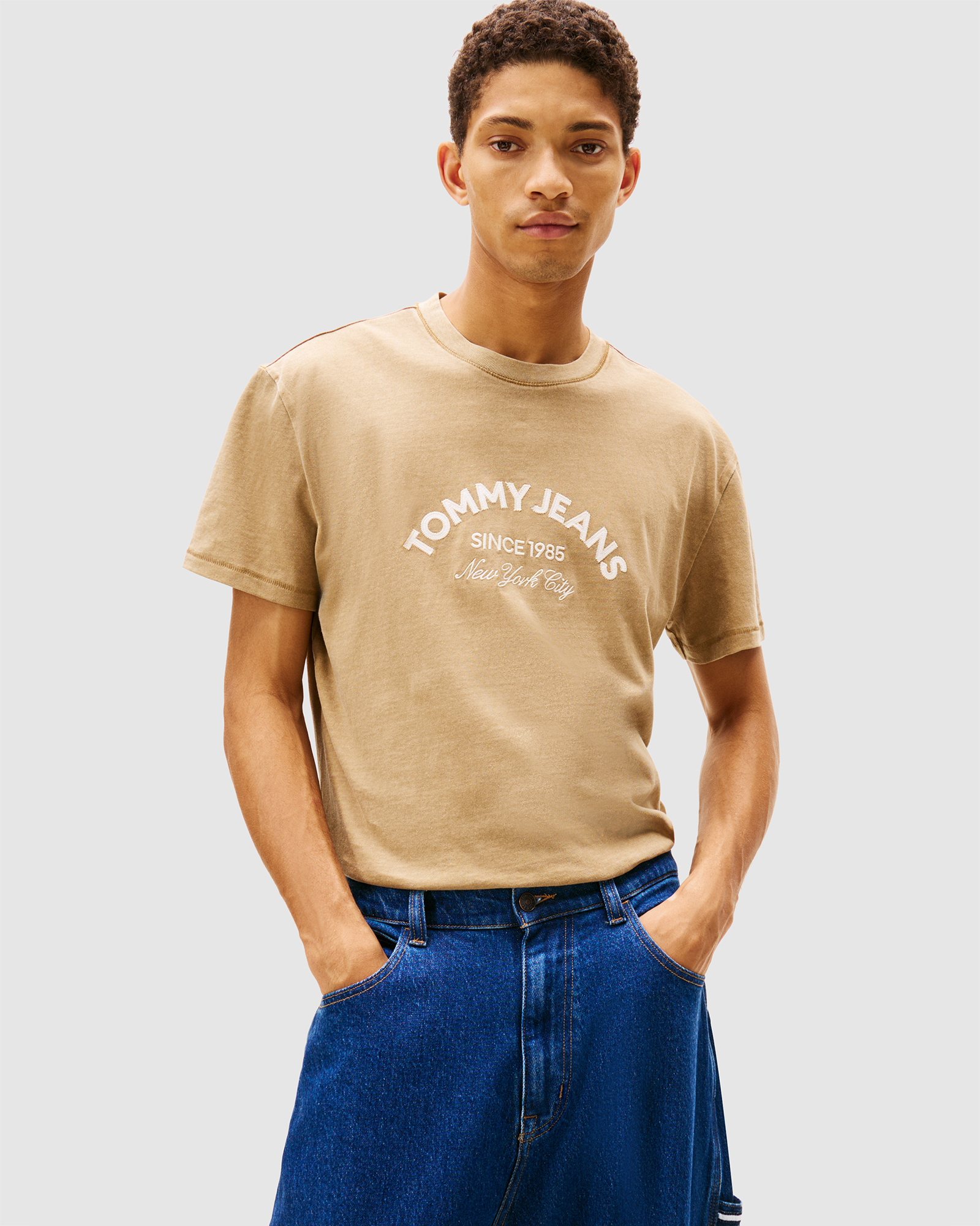 Regular Center Arch SS T-Shirt