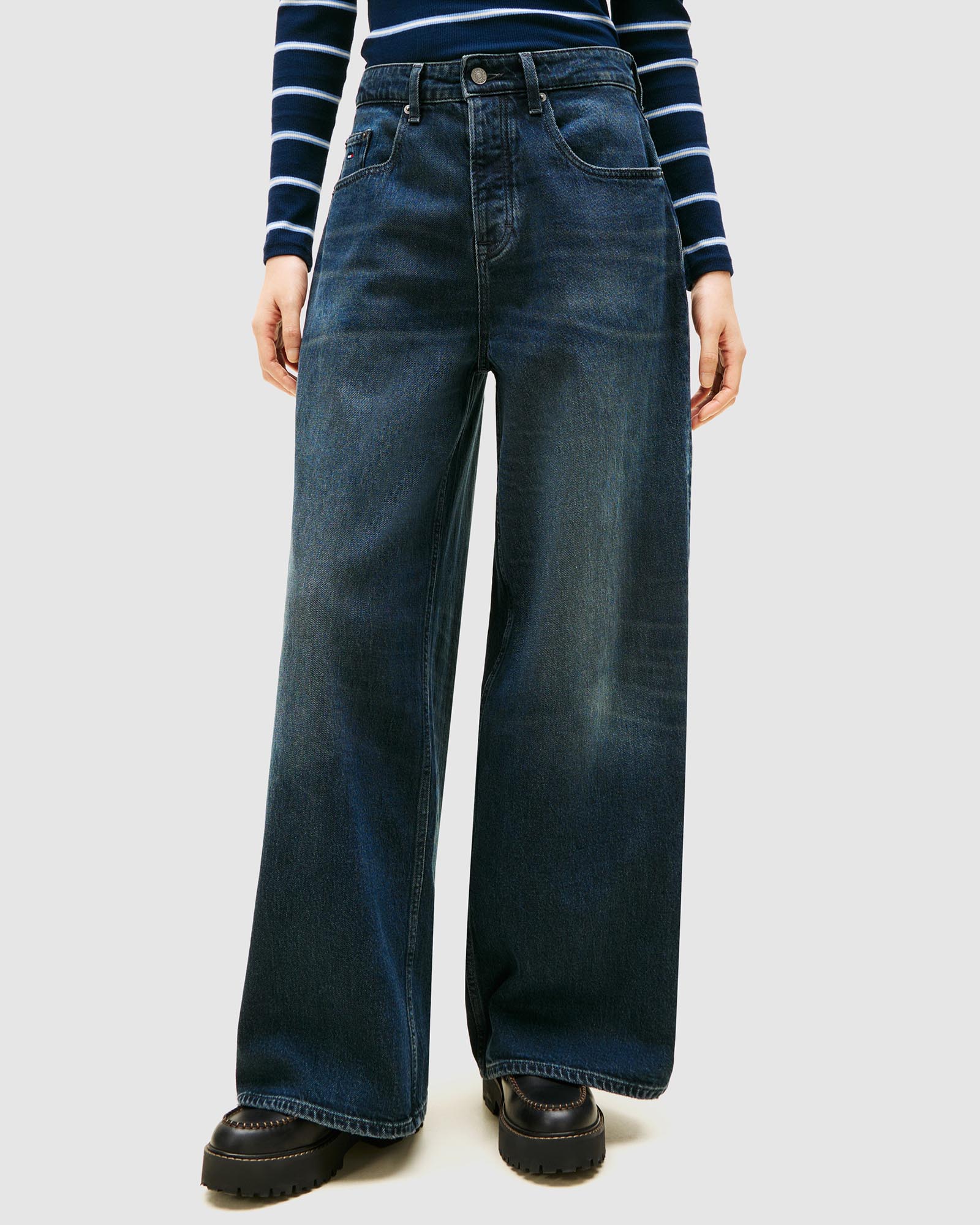 Charlie Mid-rise Loose Wide Jeans
