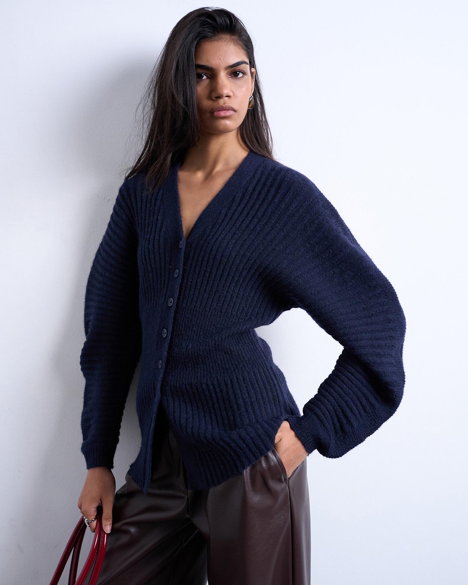 Knitted Ovoid Sleeve Cinch Cardigan
