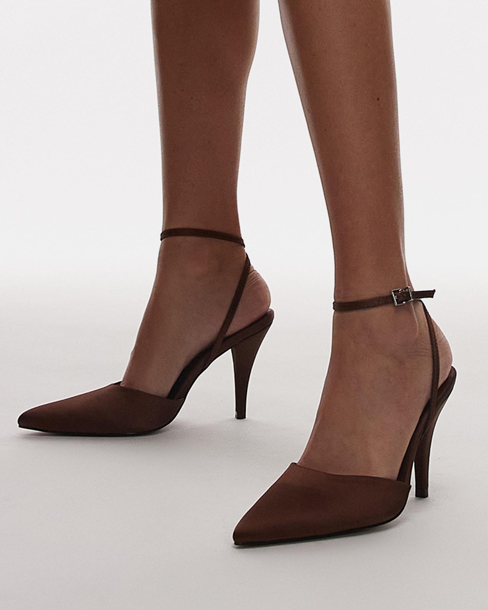 Demi Cone Heel Court Shoes