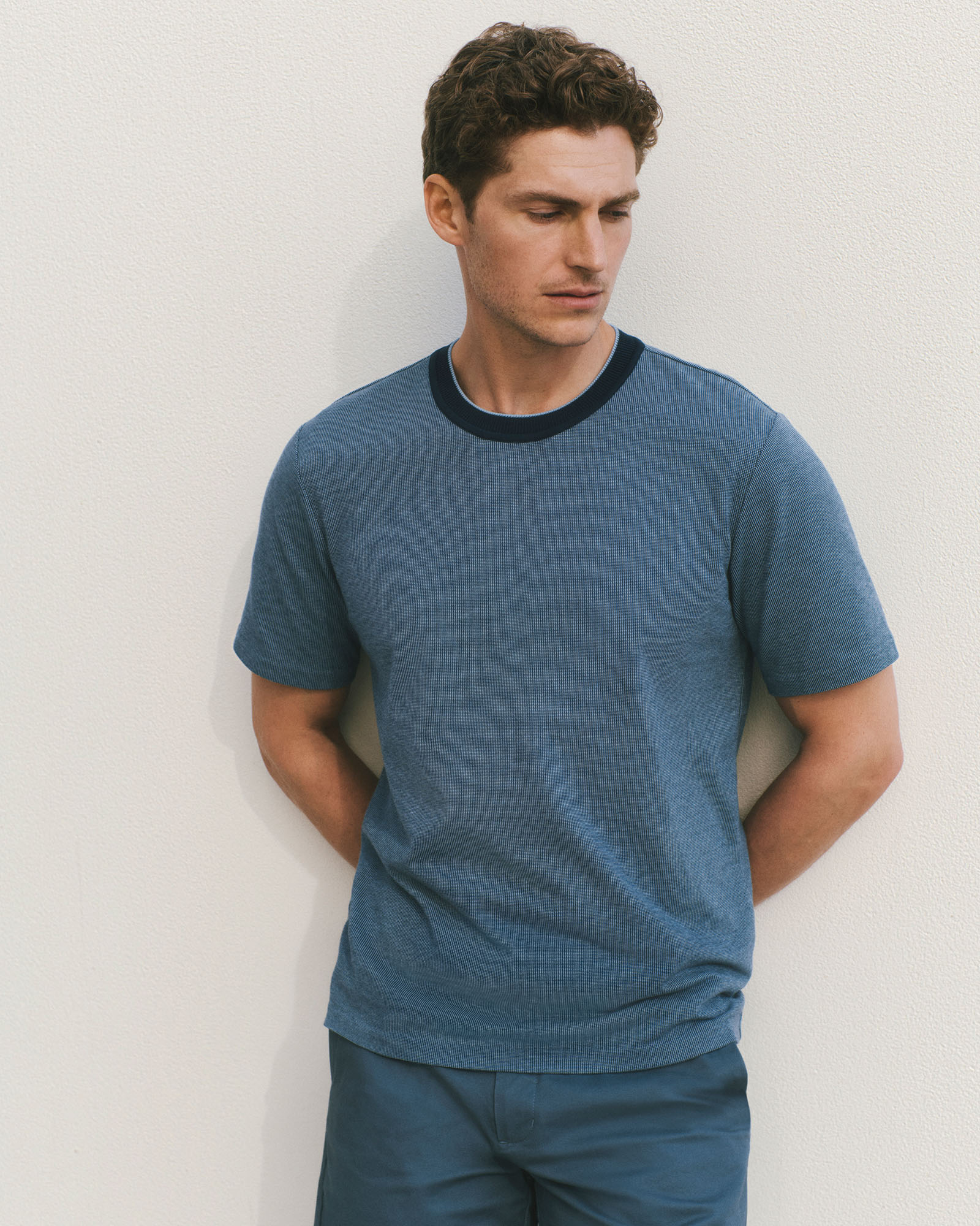 Cotton Jacquard Contrast Collar T-shirt in Washed Navy