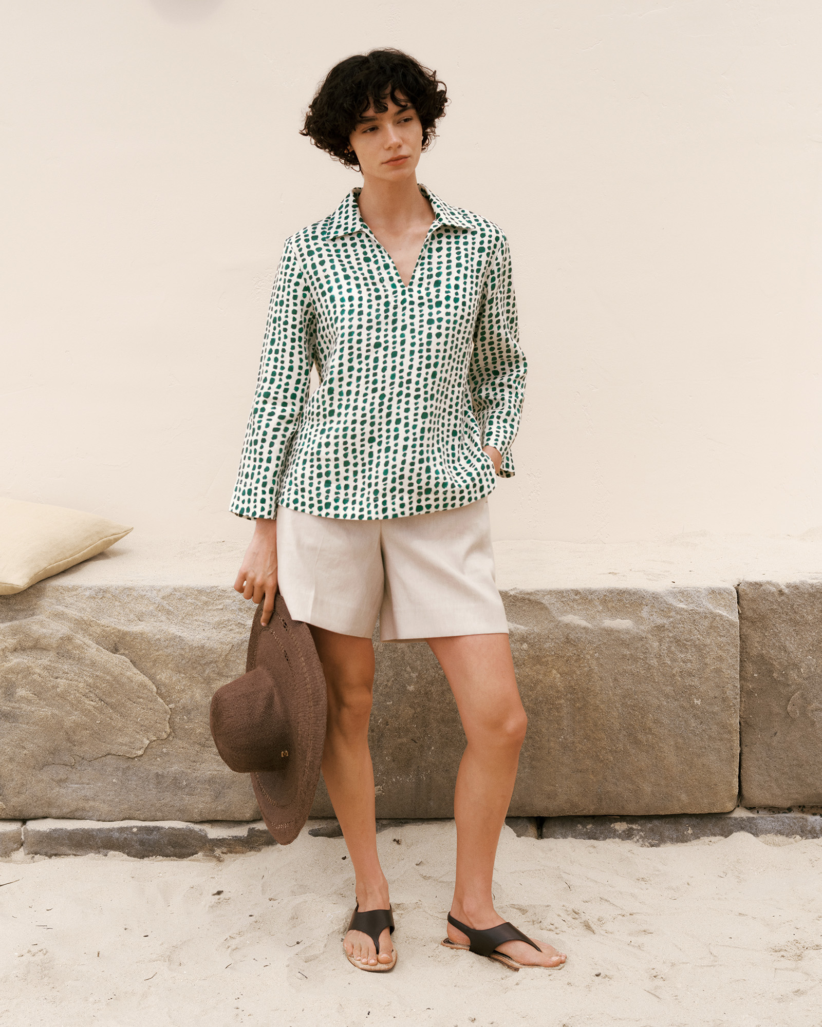 Yarn Dyed Linen Blend Tailored Short in Flax