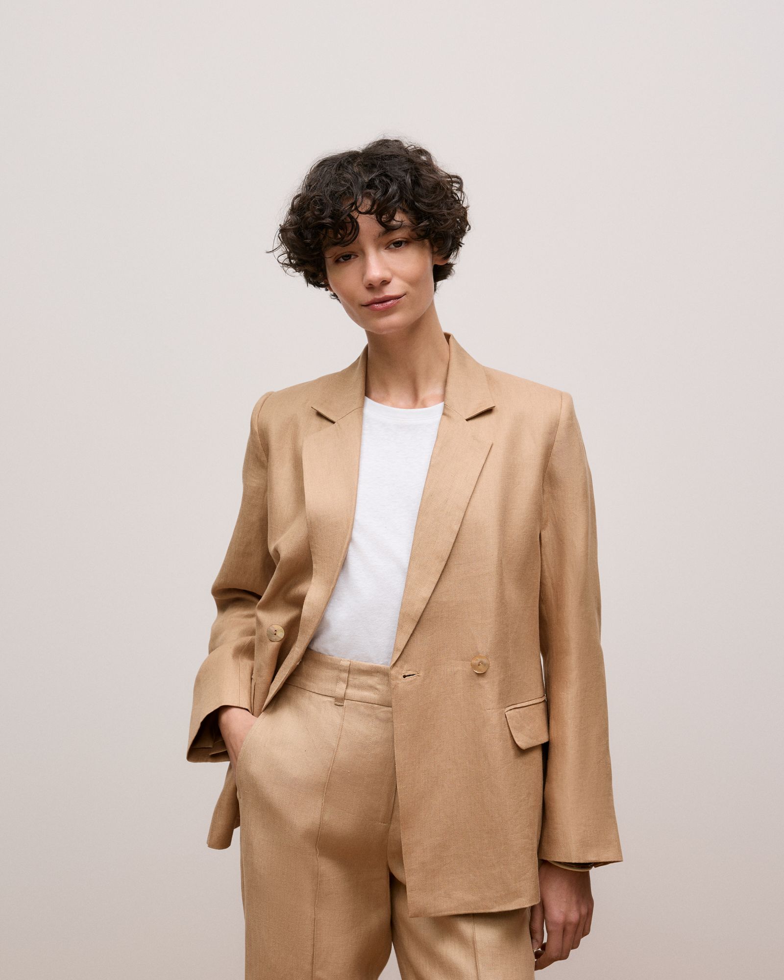 Linen Twill Double Breasted Blazer in Light Camel