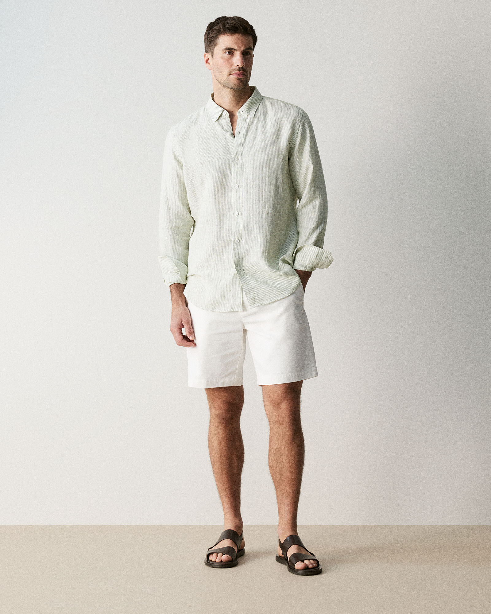 Lightweight Twill Short in White