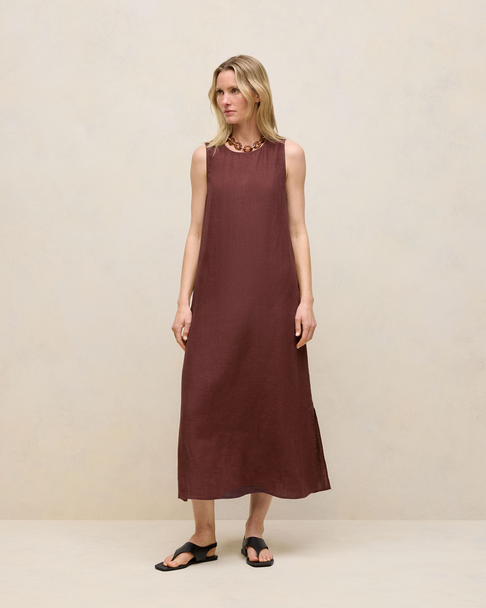 Delave Linen Sleeveless Column Dress in Espresso