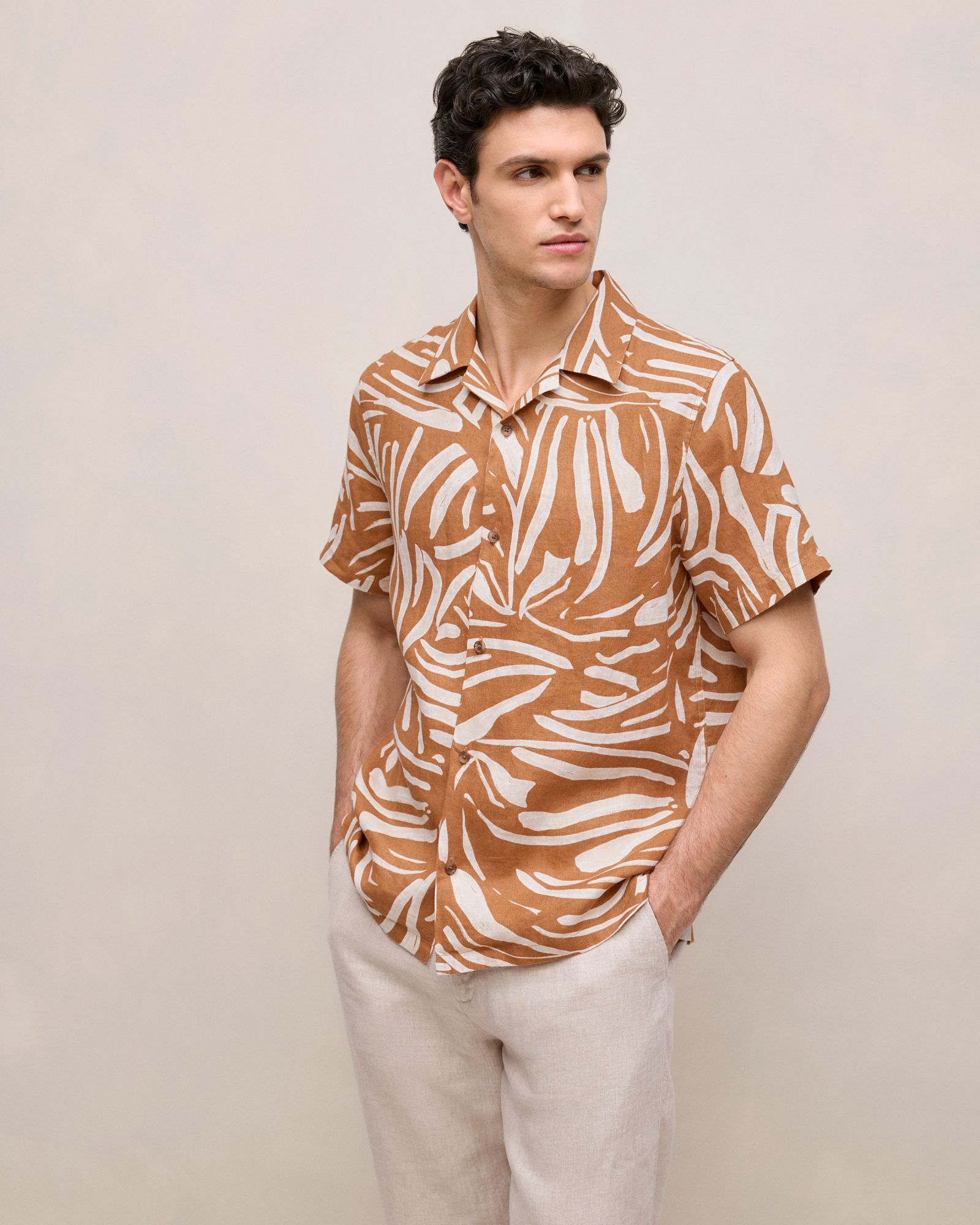 Brushstroke Linen Camp Shirt in Butterscotch Brown