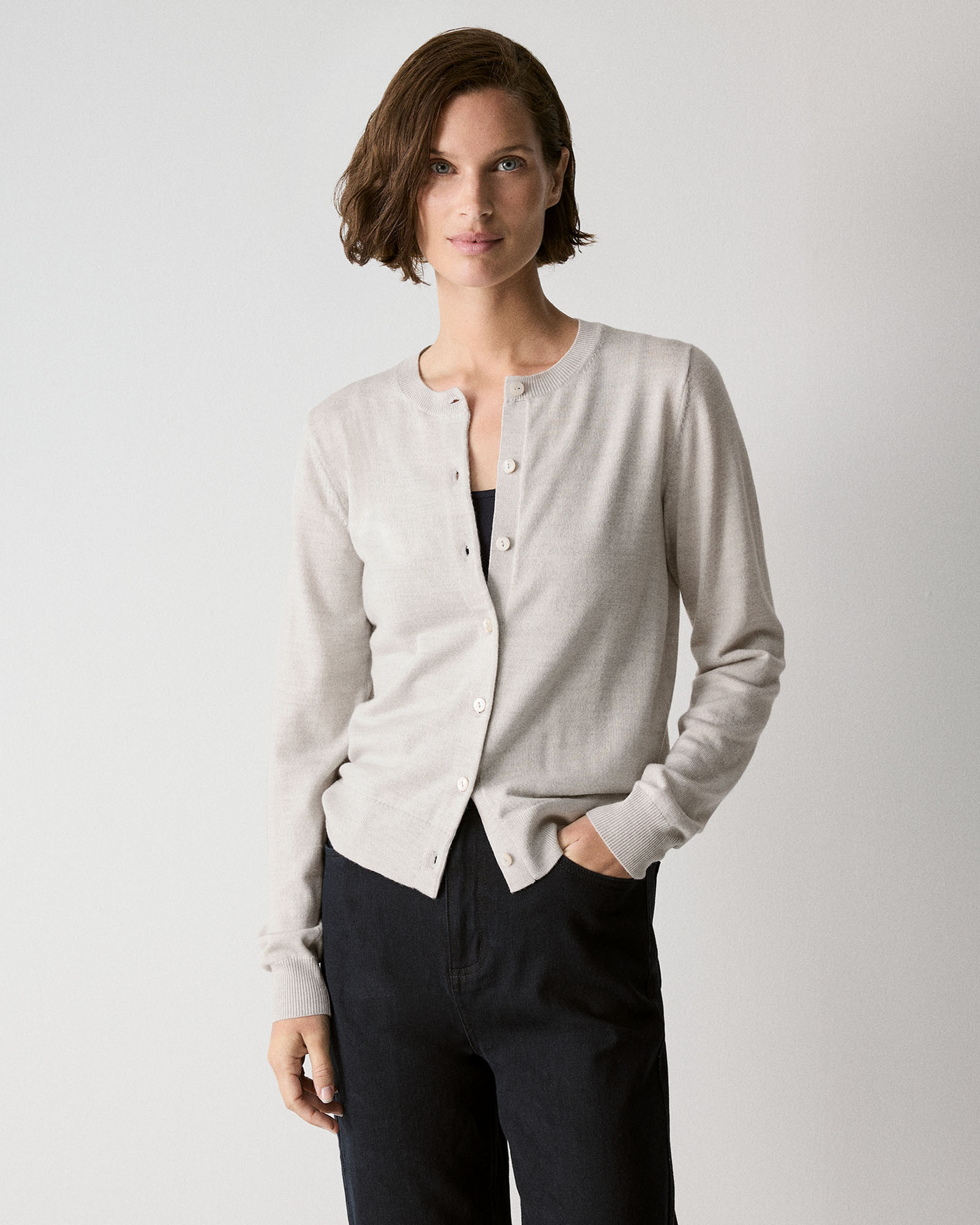 Merino Classic Crew Cardigan in Grey Melange