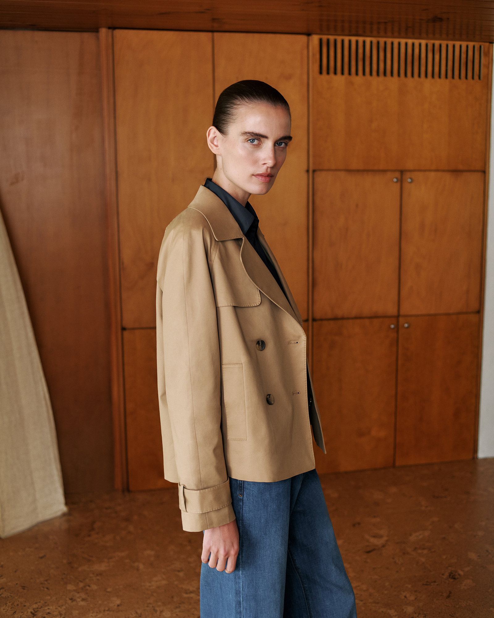 Cotton Twill Cropped Trench Coat in Dark Camel
