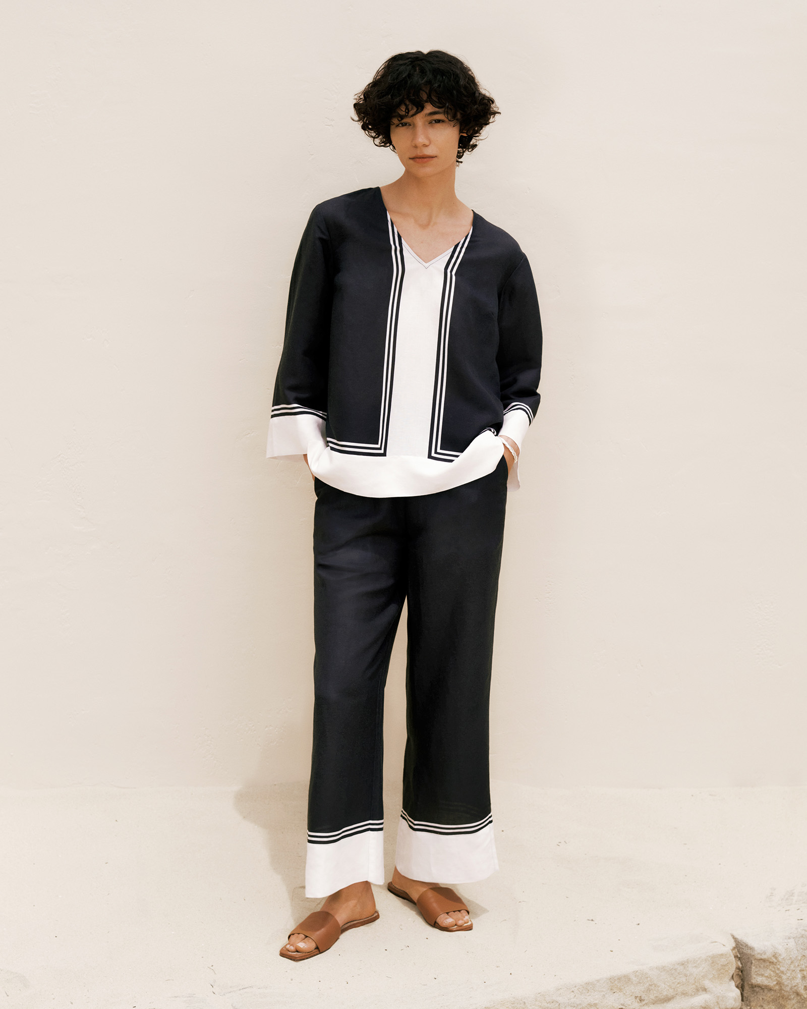 Linen Blend Border Print Pant in Night Sky