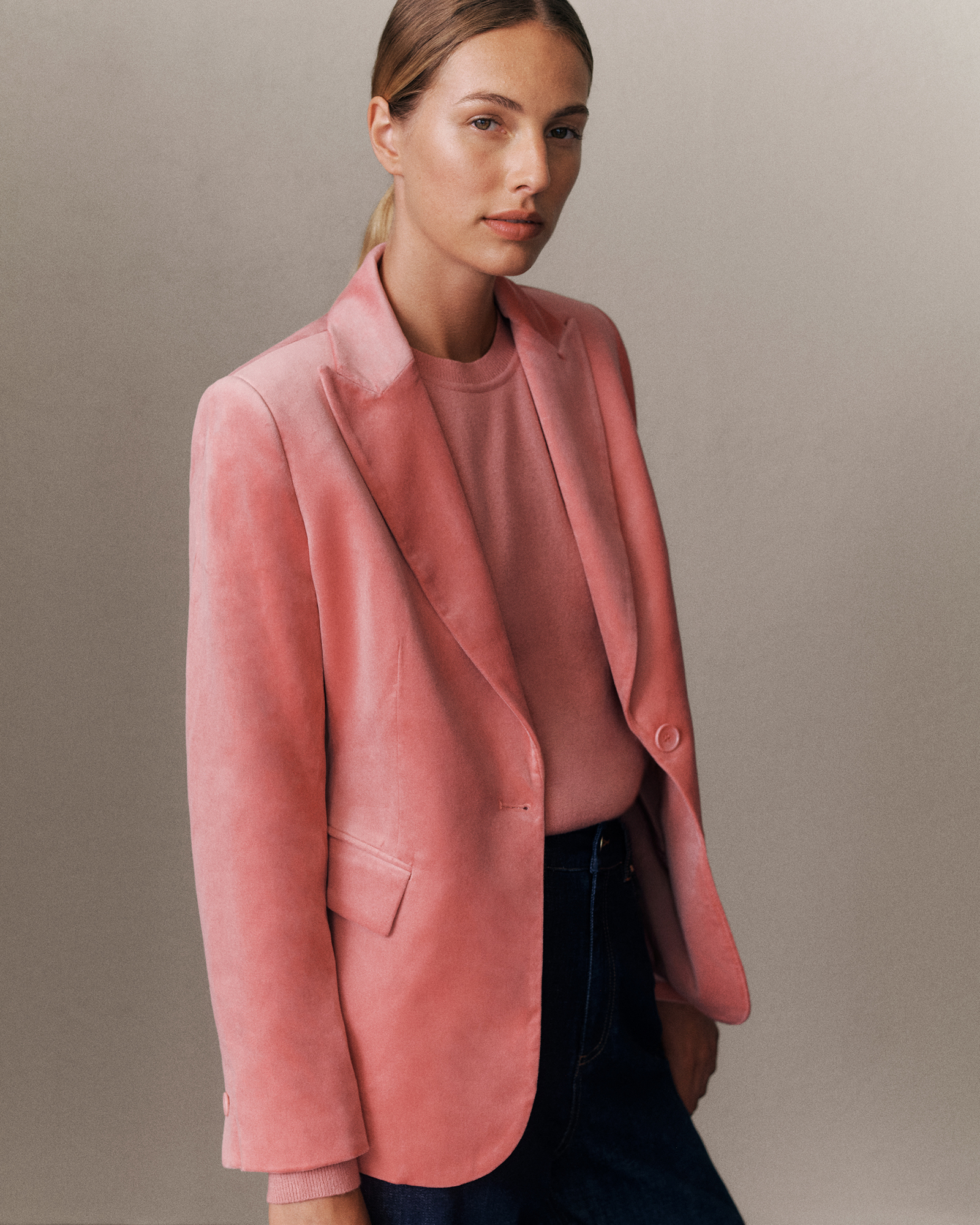 Velvet Blazer in Dusty Rose