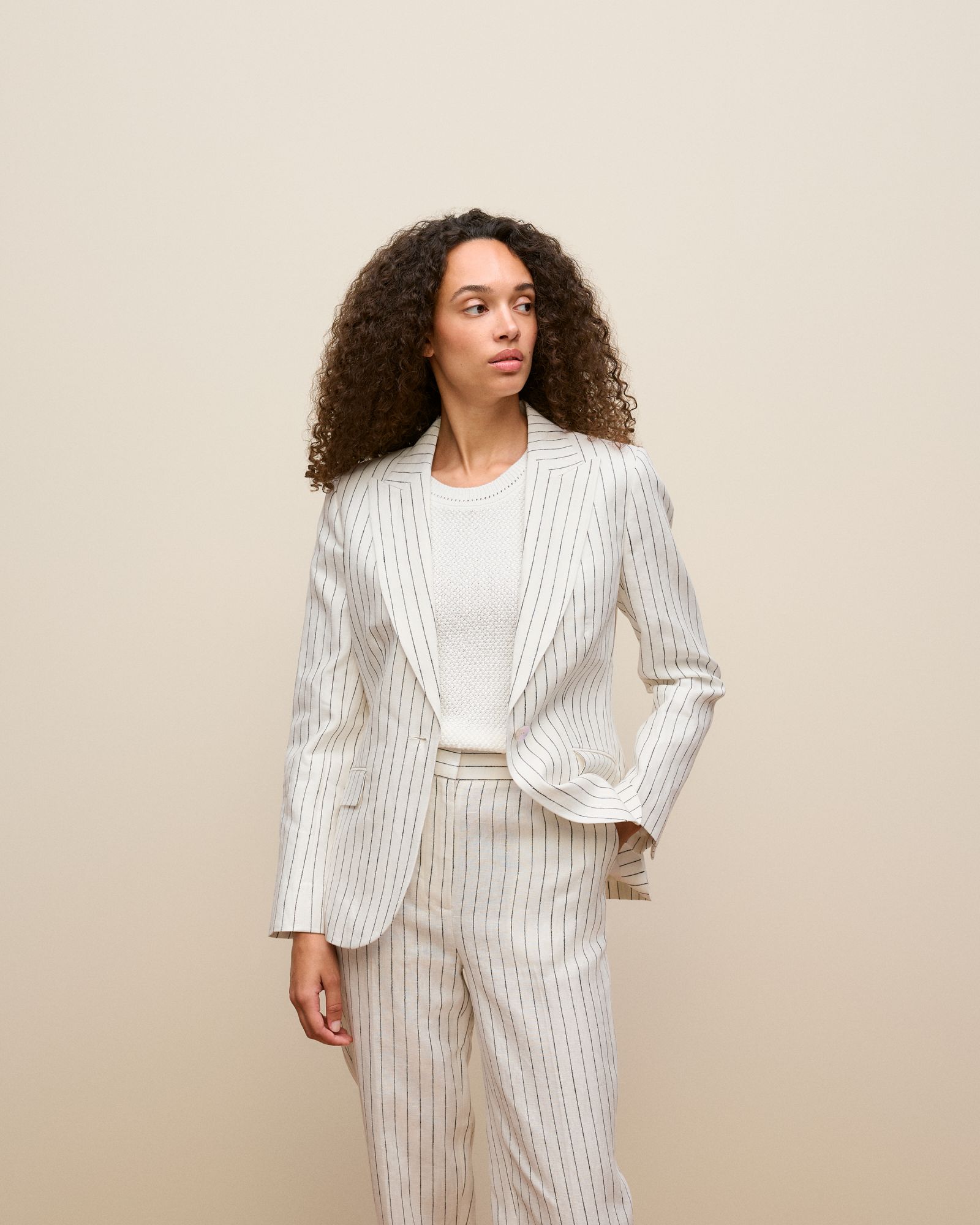 Linen Pinstripe Single Breasted Blazer in White