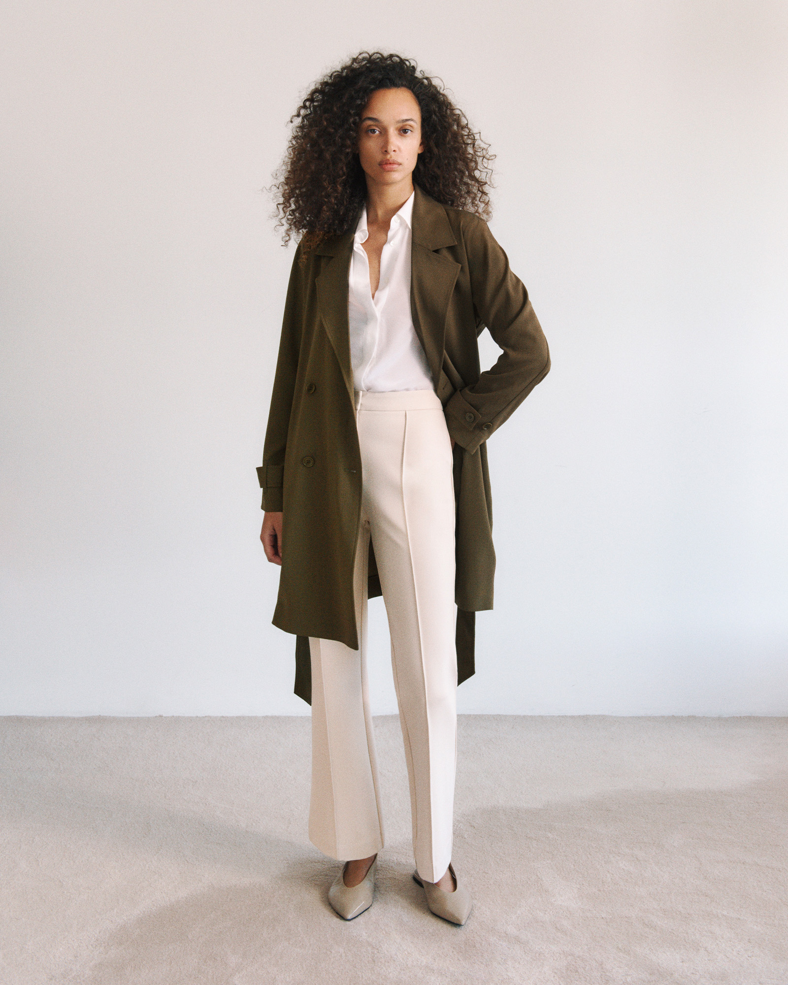Ponte Tailored Kick Flare Pant in Stone