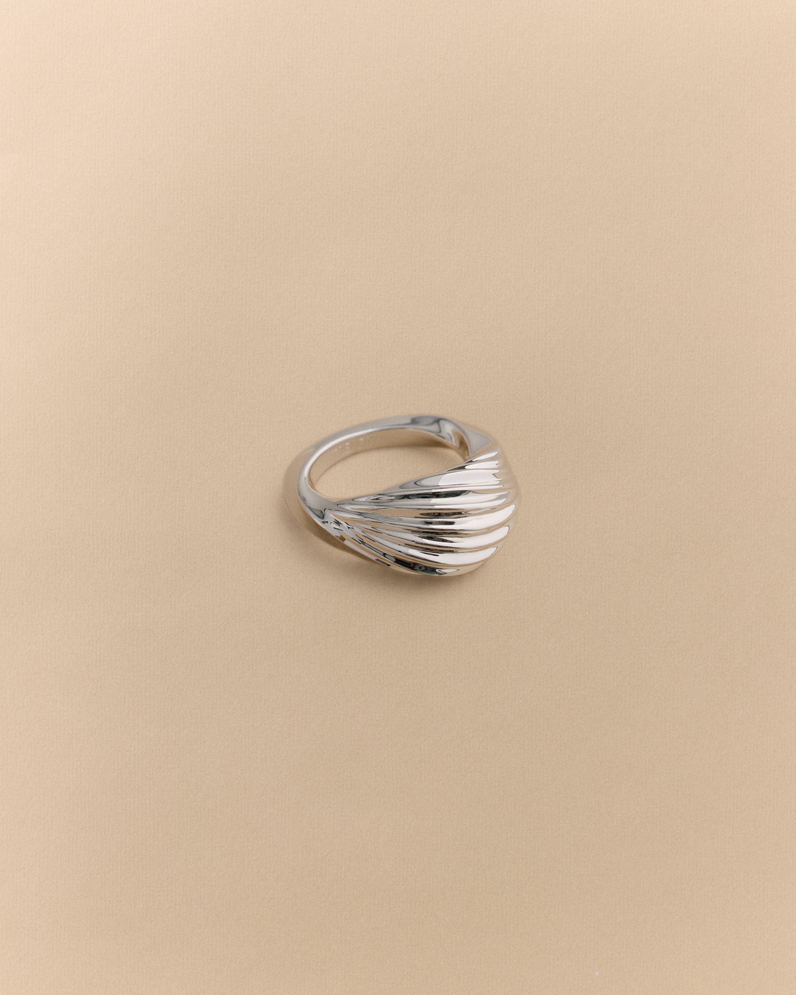 Era Twist Ring in Silver
