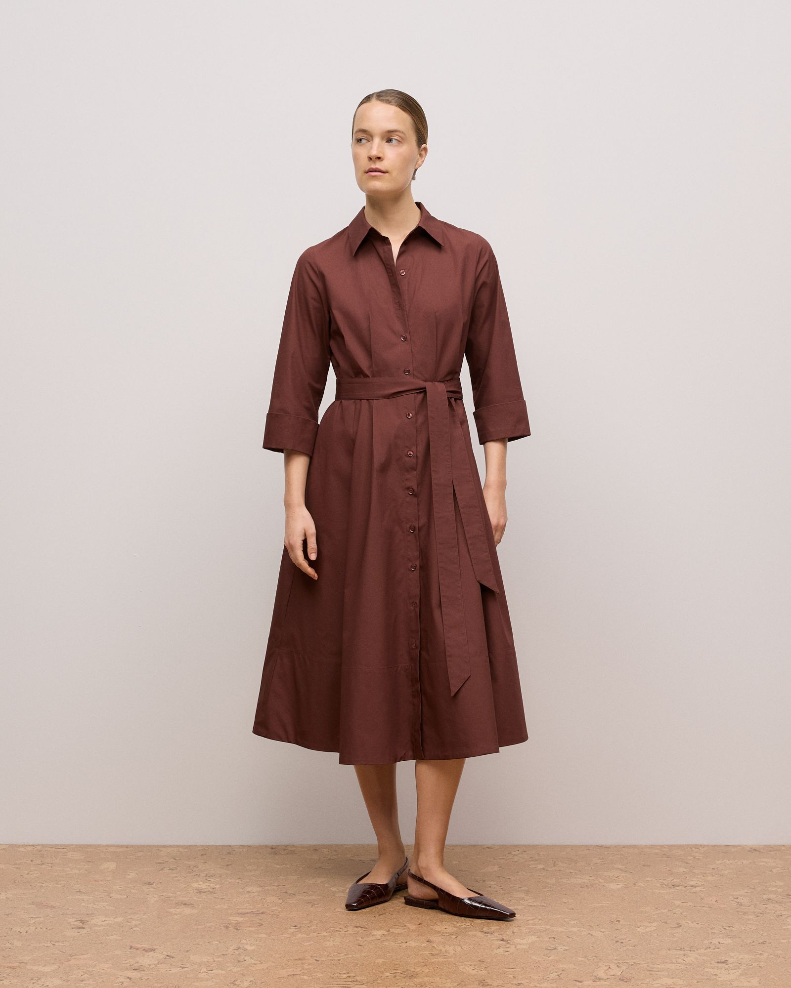 Cotton Poplin Cuff Detail Shirt Dress in Espresso