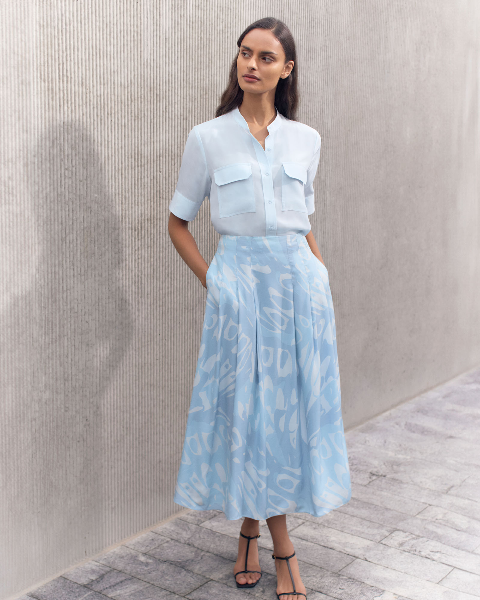 Draped Twill Butterfly Print Pleat Detail Skirt in Seafoam