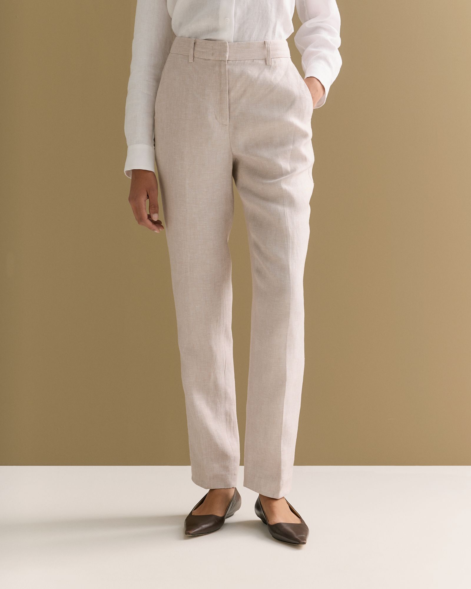 Yarn Dyed Linen Tapered Trouser in Flax