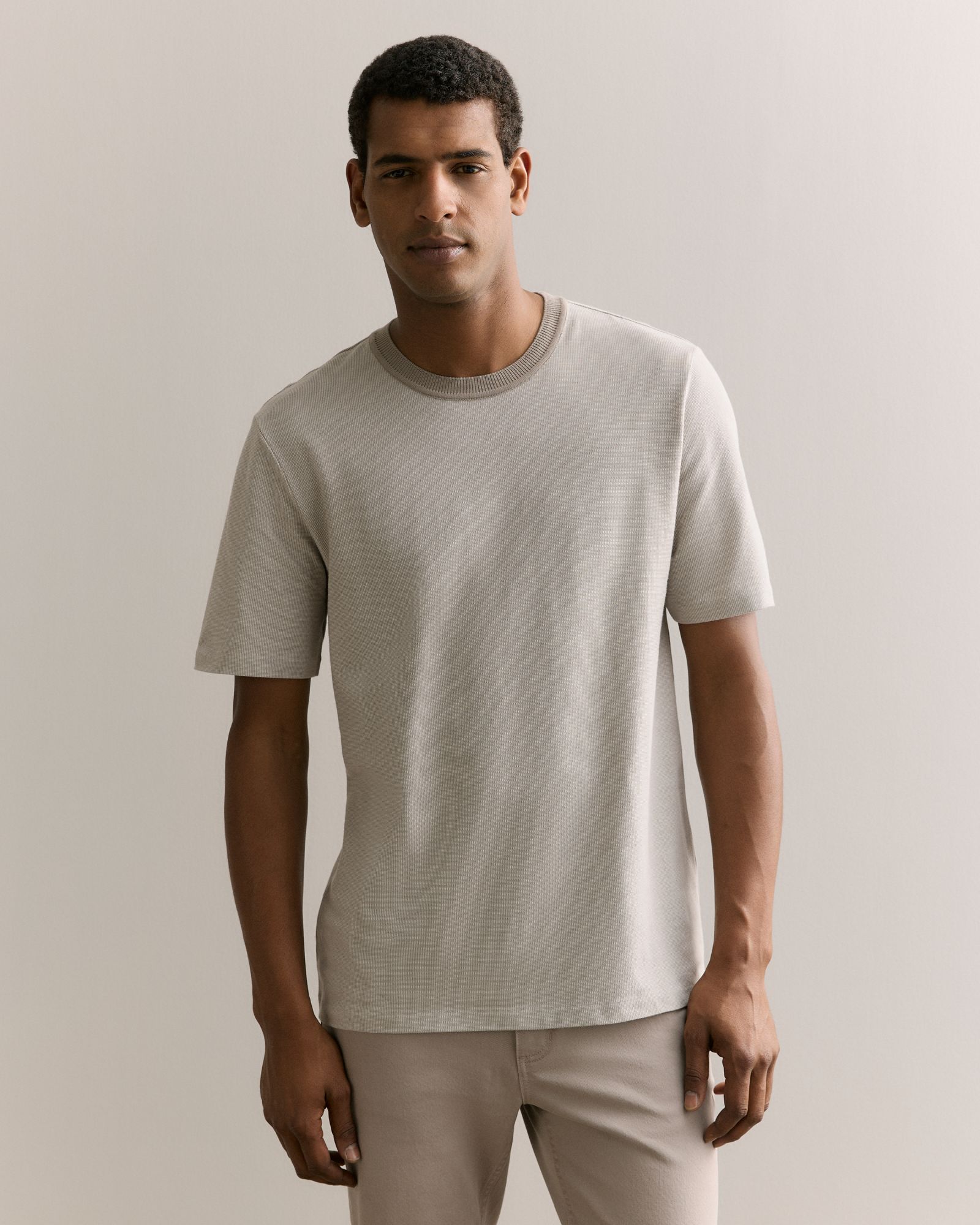 Cotton Jacquard Contrast Collar T-shirt in Cement
