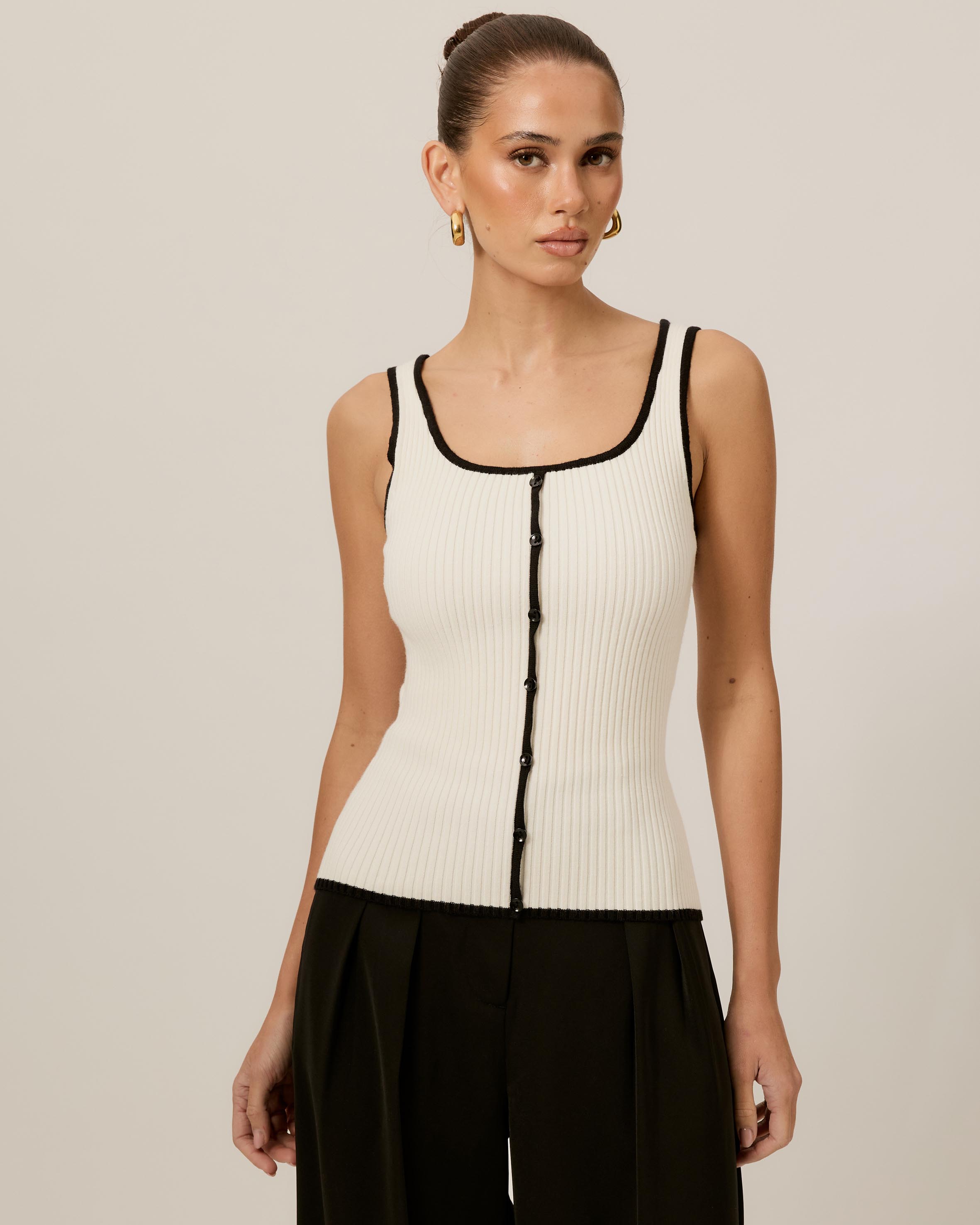 Lori Contrast Ribbed Knit Top
