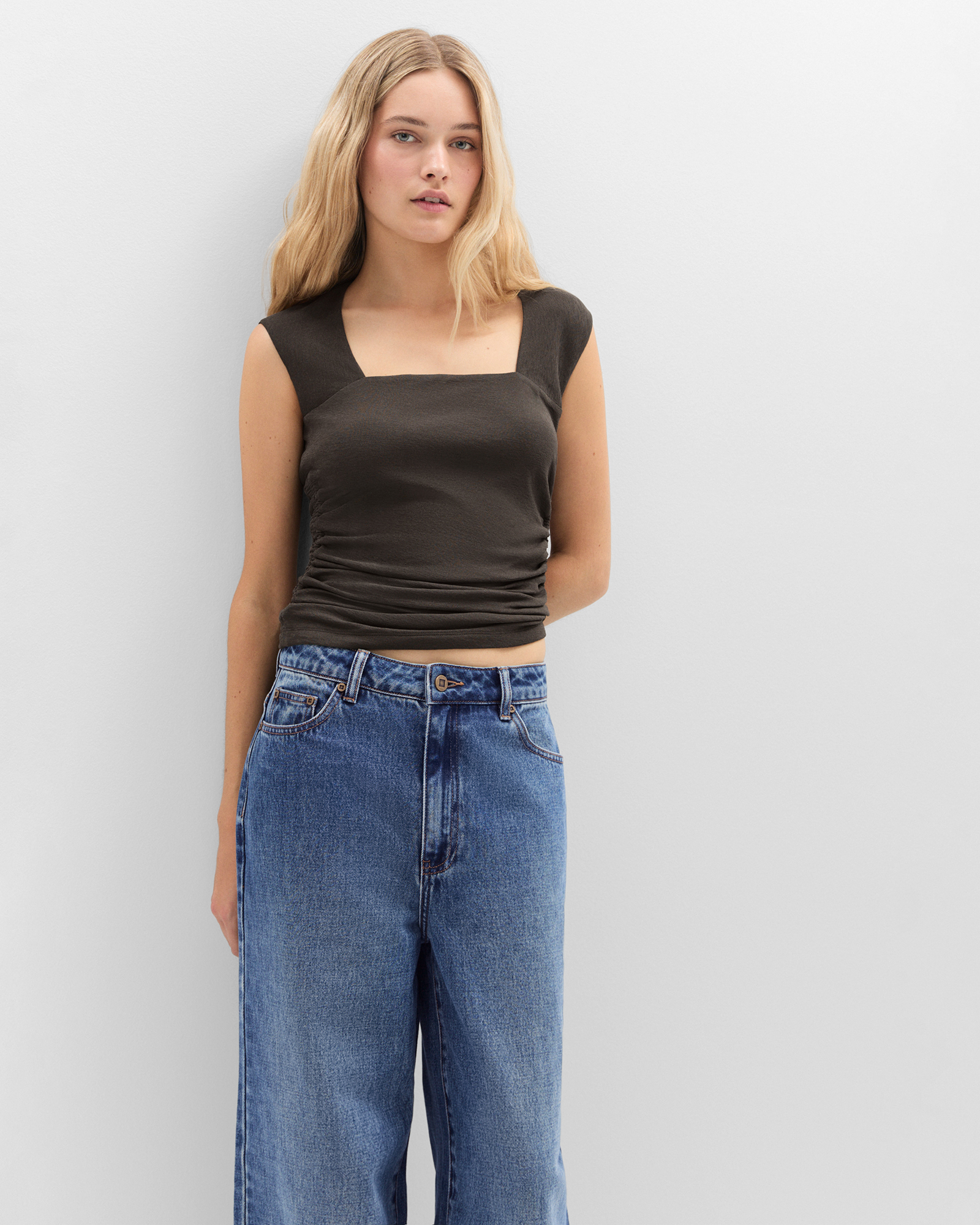 Sleeveless Ruched Mesh Top