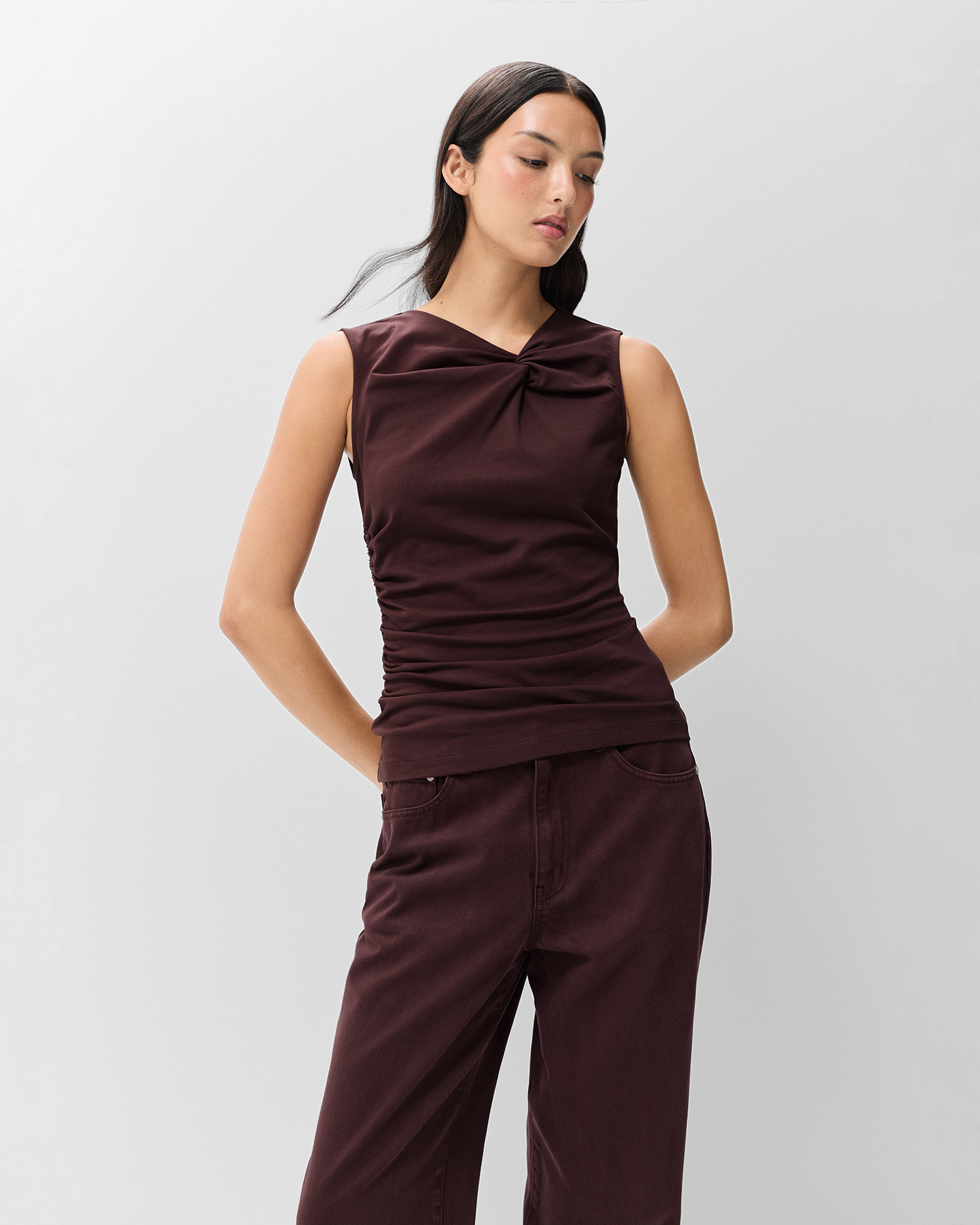 Knot Detail Sleeveless Tee