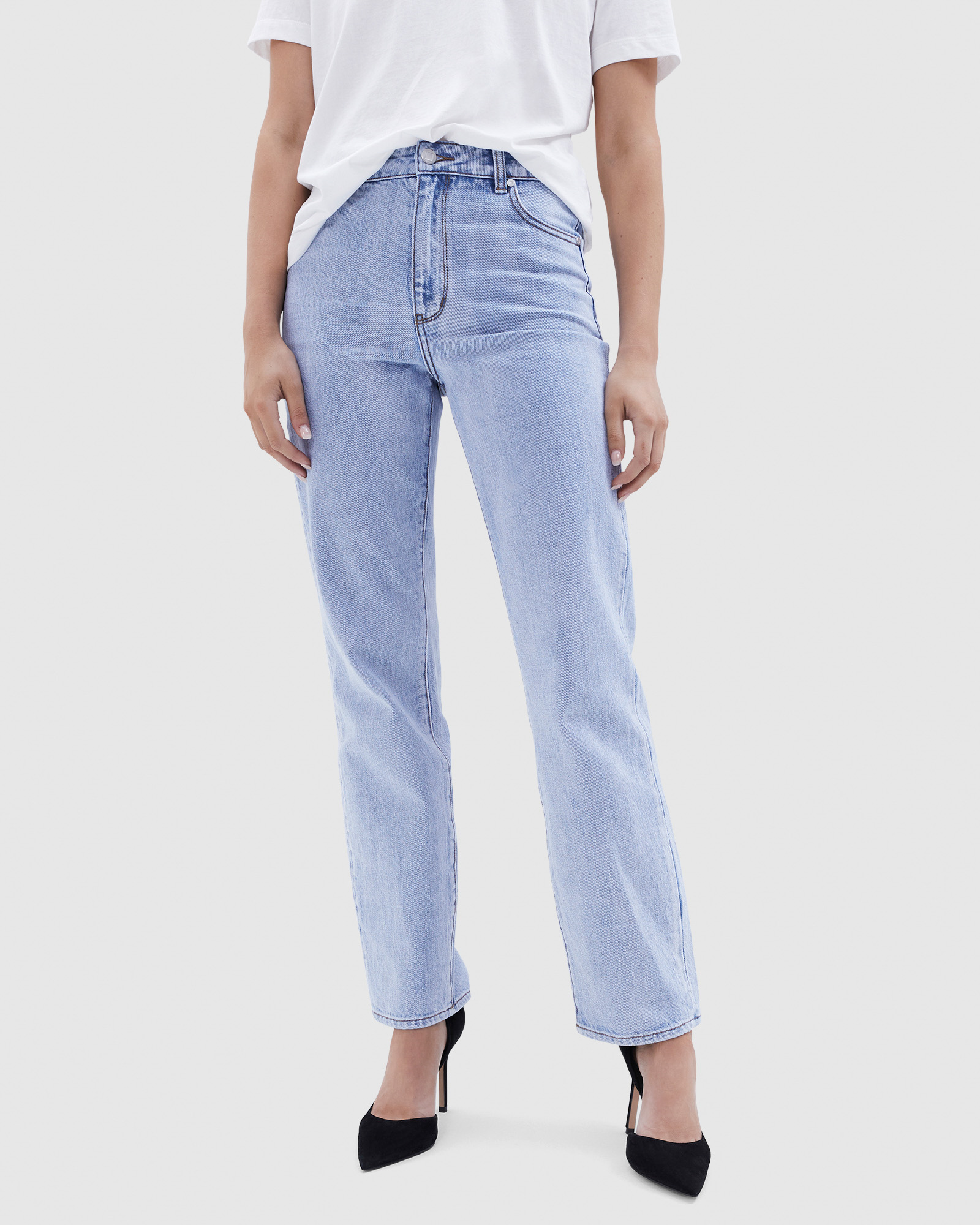 Classic Straight Fit Jean