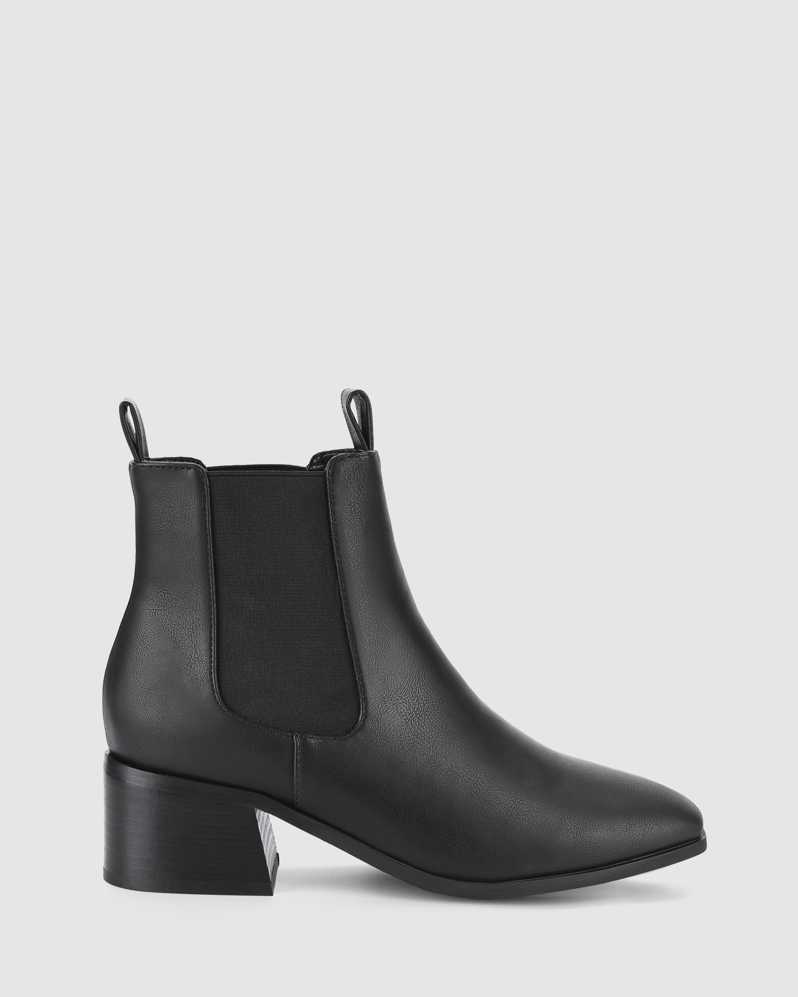 Nas II Chelsea Ankle Boots