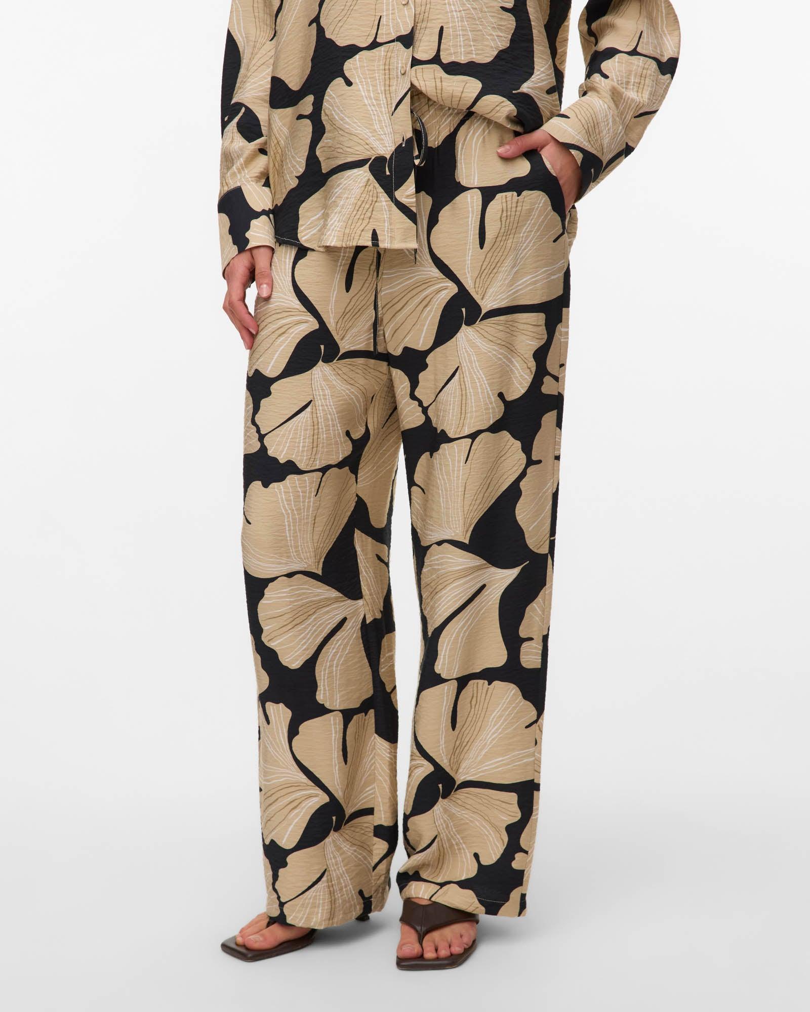 Lucy Iben Straight Pants