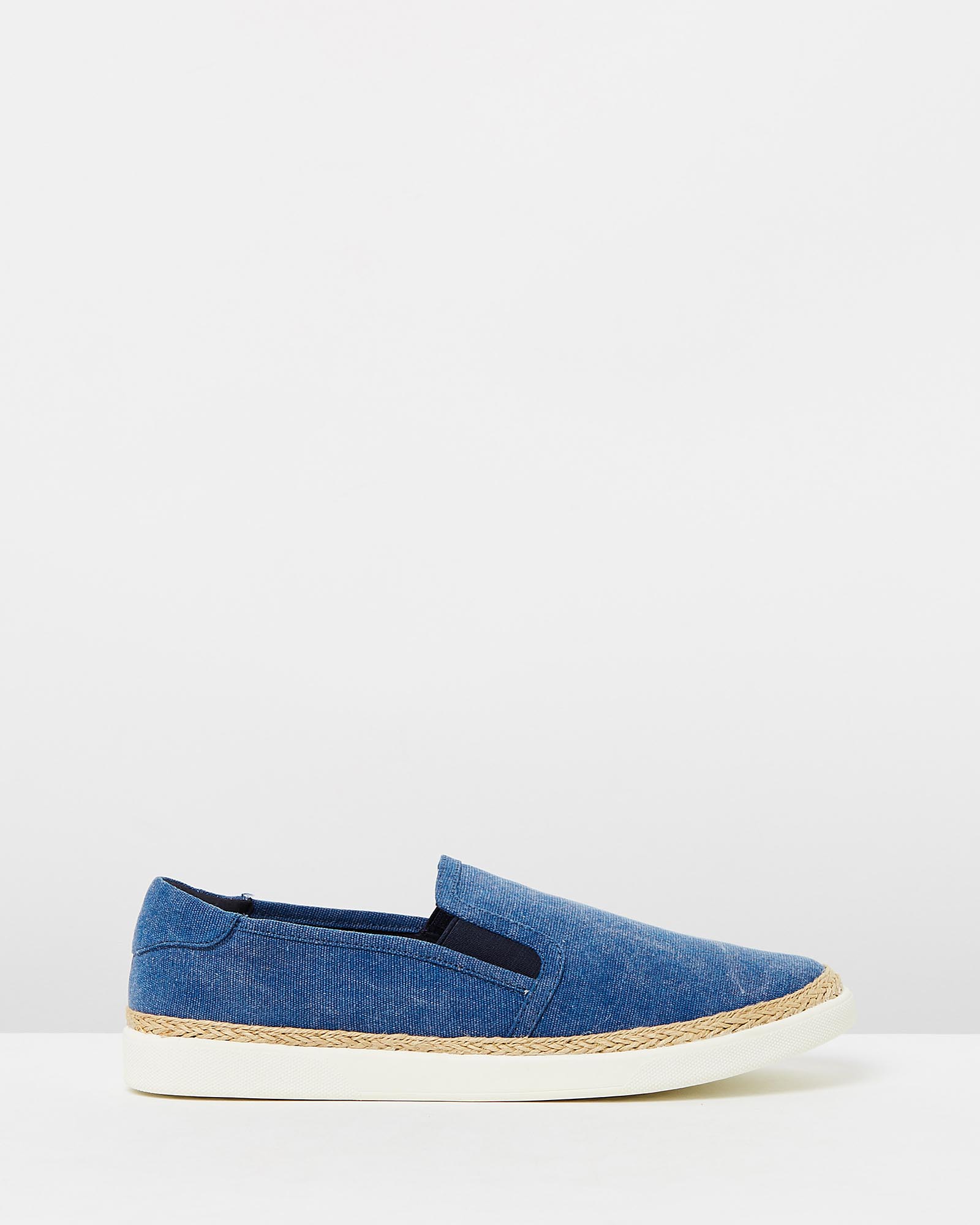 Rae Slip-On Sneaker - Navy