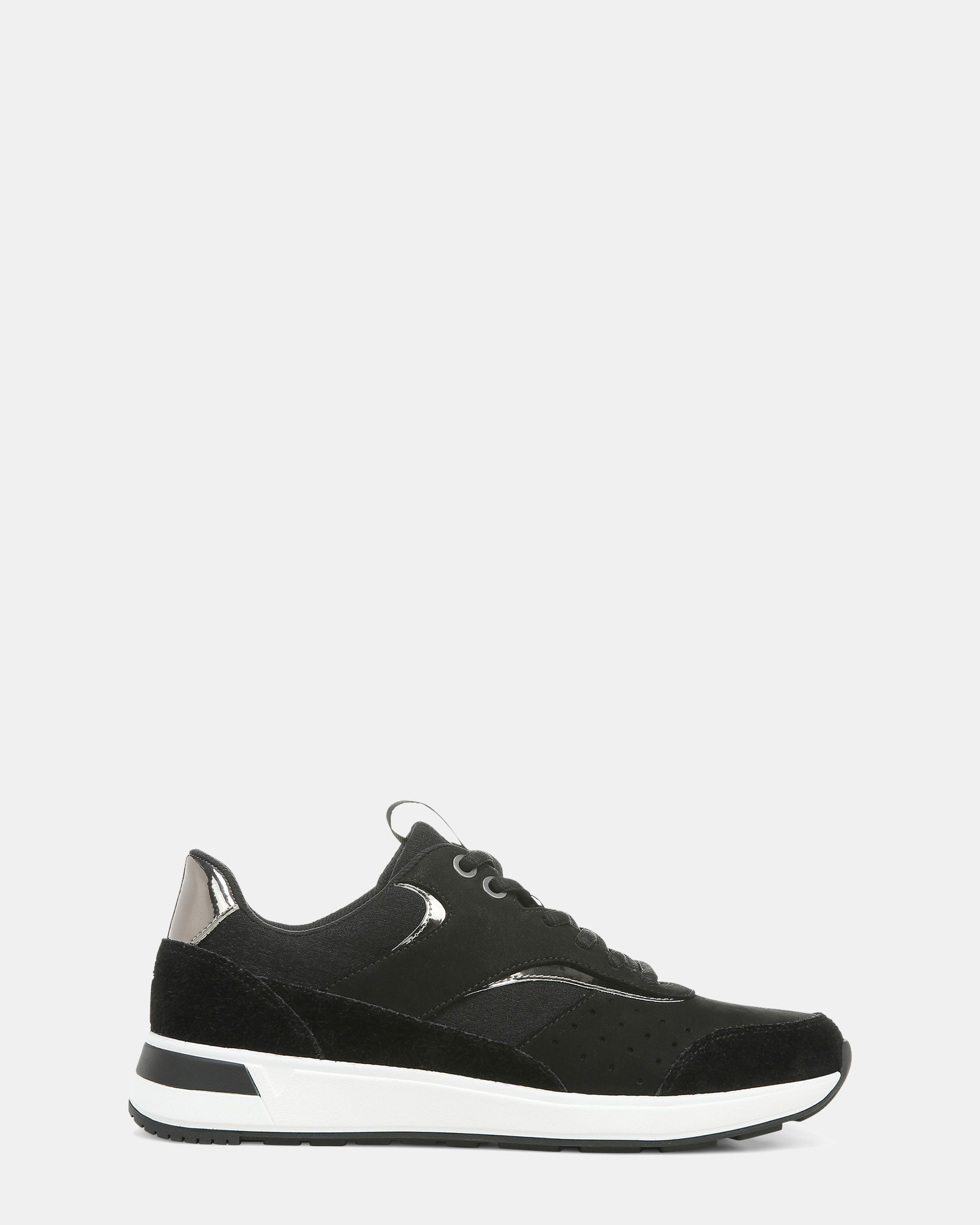 Nova Casual Sneaker - Black