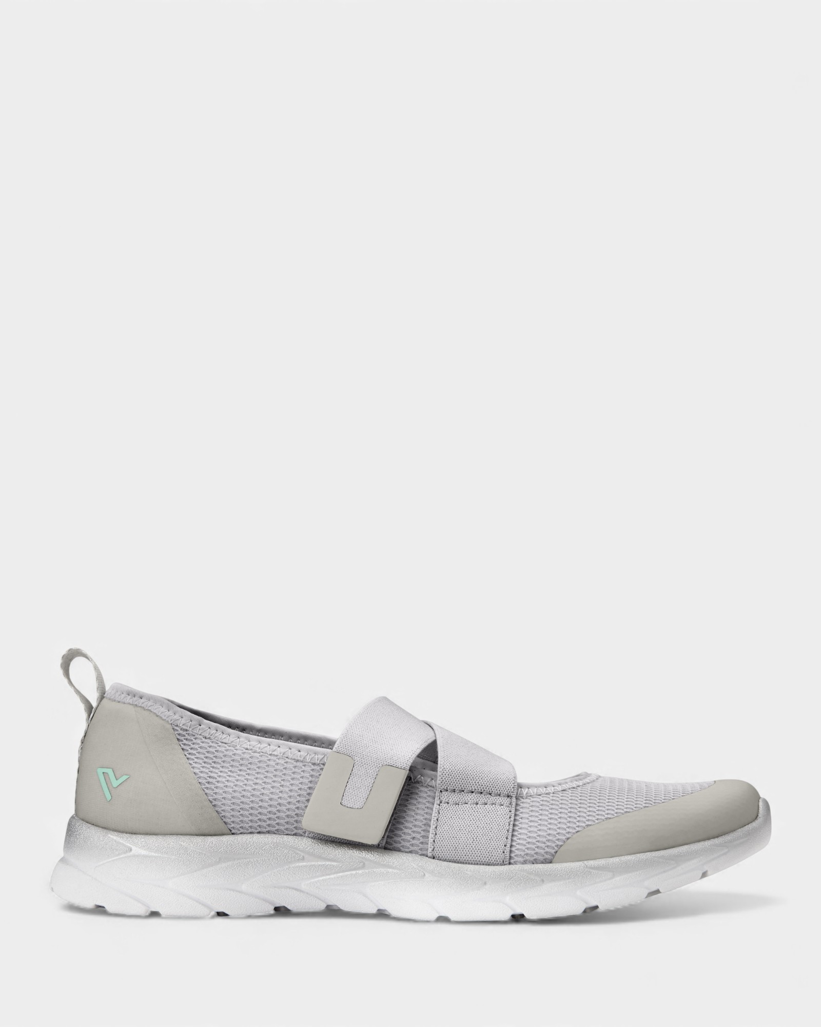 Pace Slip-On Sneaker - Grey