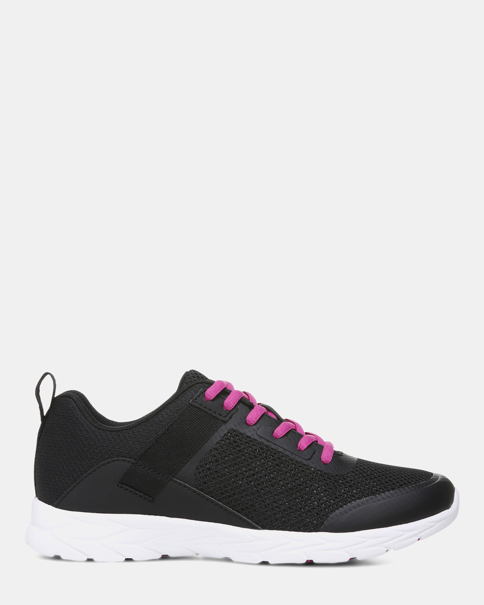 Isleah Active Sneaker - Black