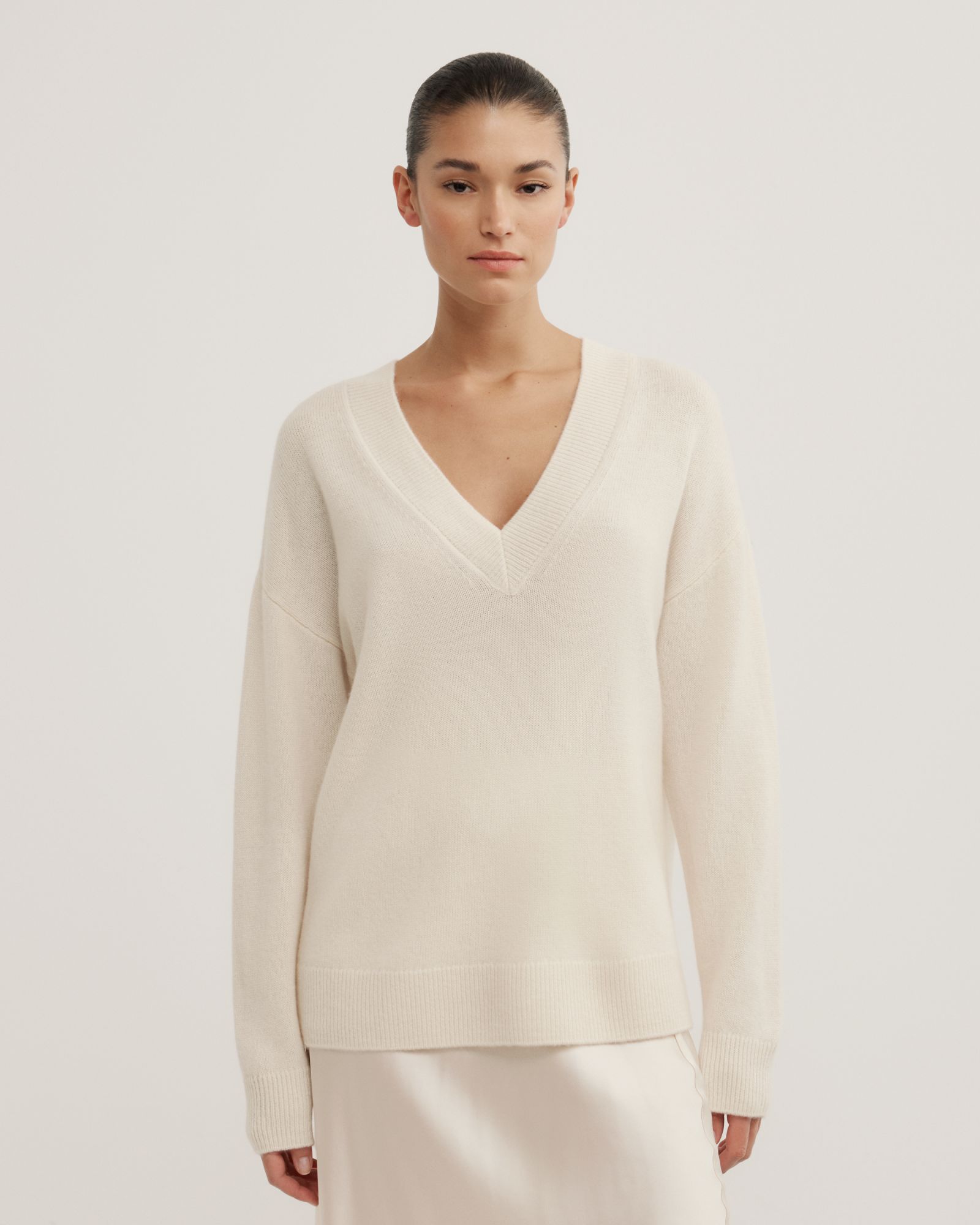 Cashmere V-neck Knit