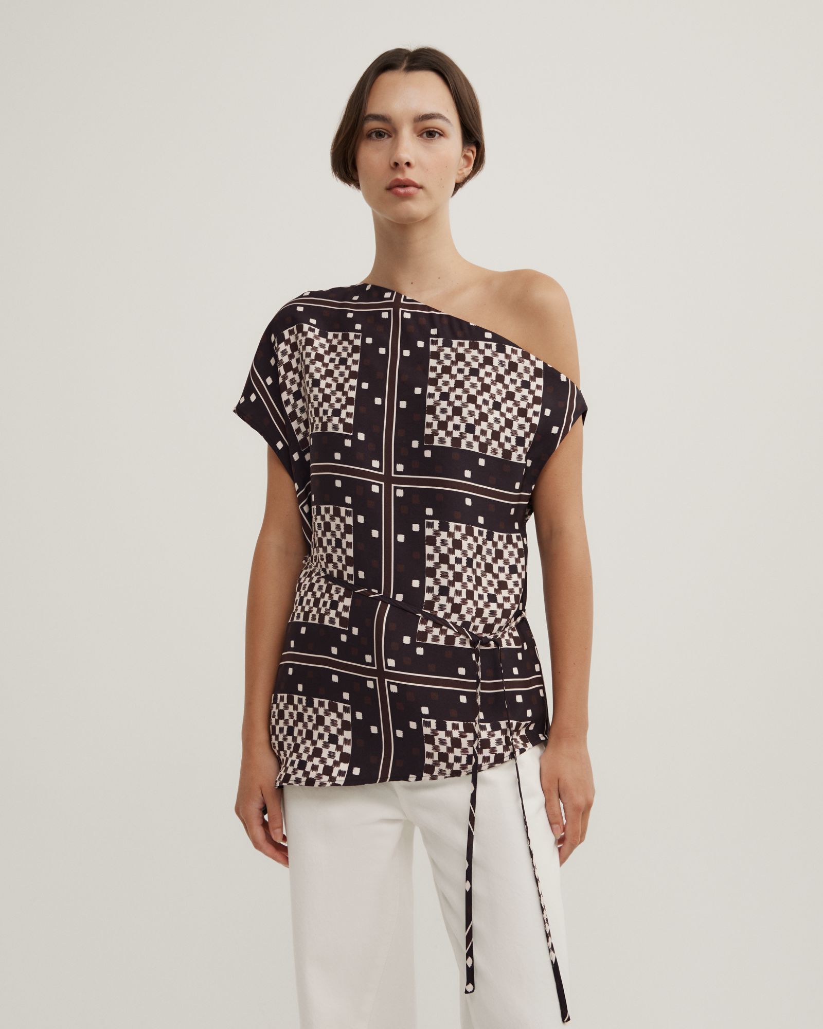 Tipped Shoulder Top