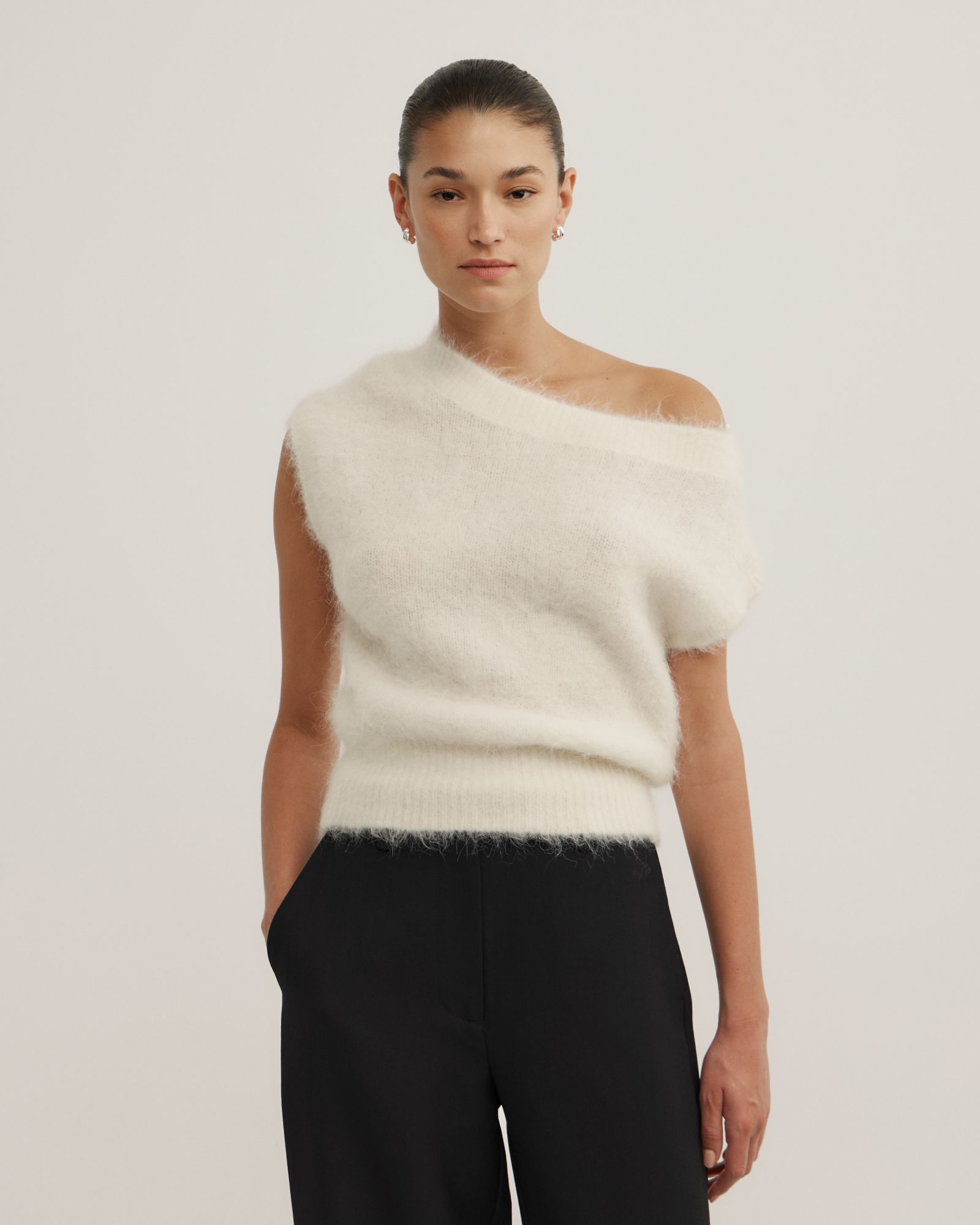 Asymmetric Fluffy Top