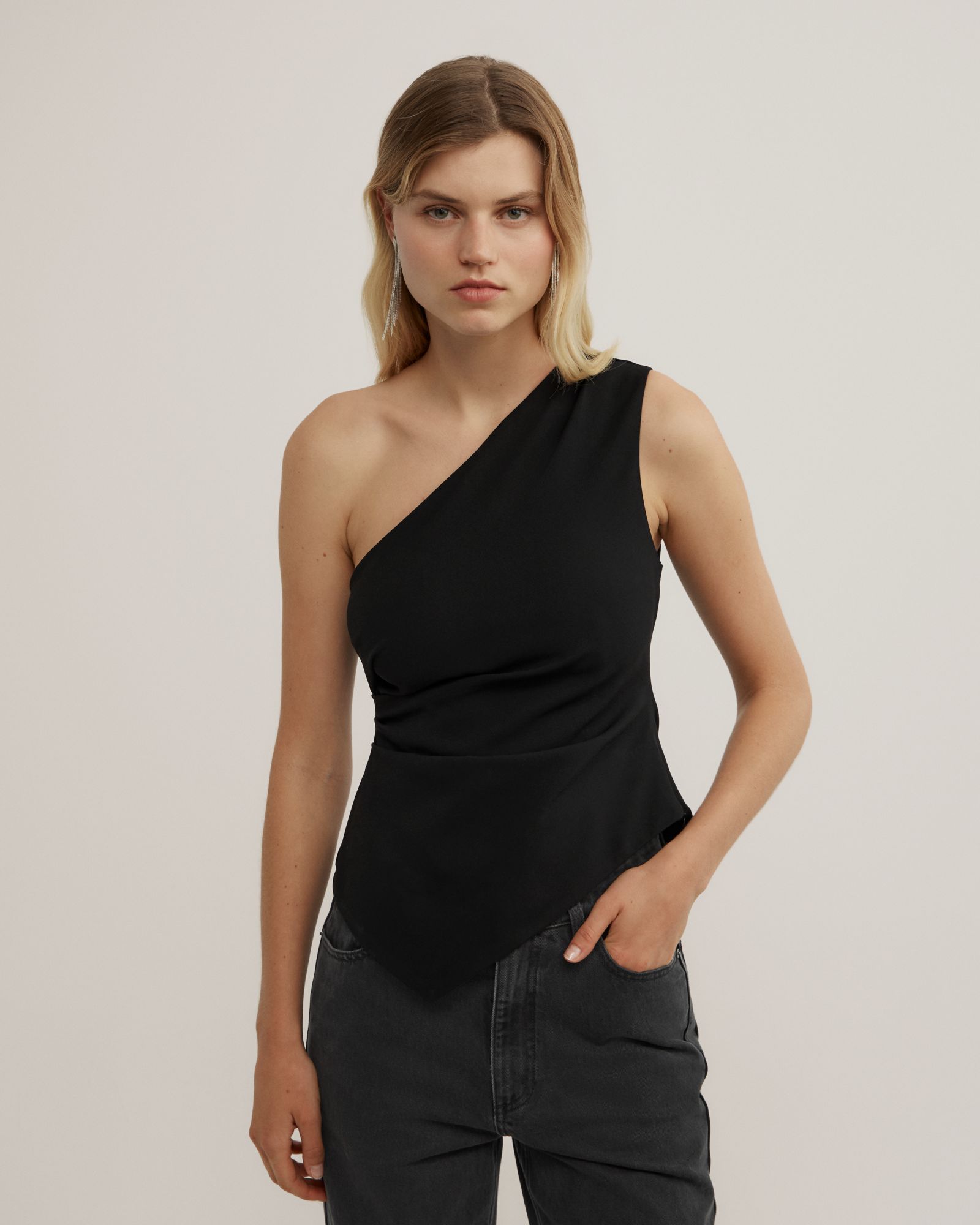 Asymmetric Structured Top