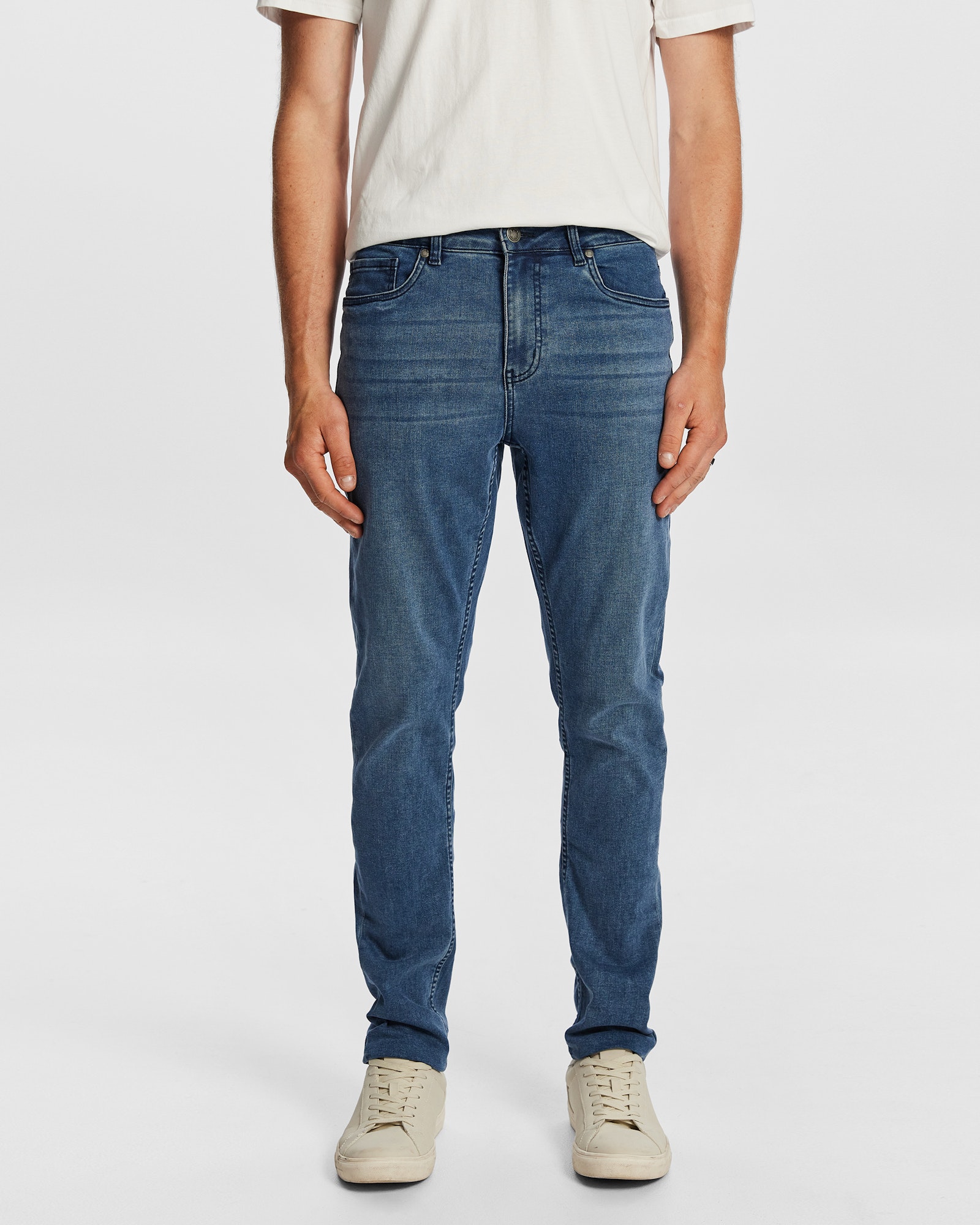 Joni Slim Tapered Jean